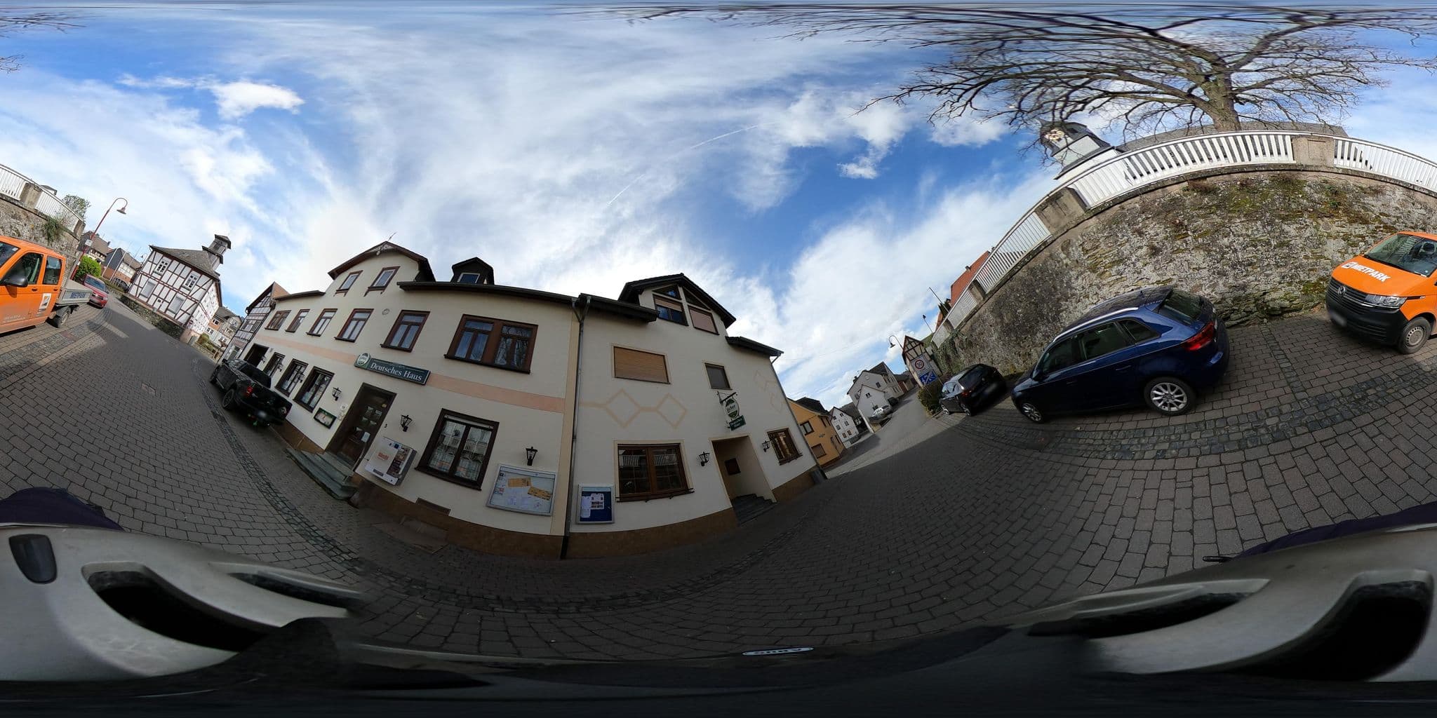 Street view near Deutsches Haus, Grävenwiesbach — © tmka (CC BY-SA · Mapillary)