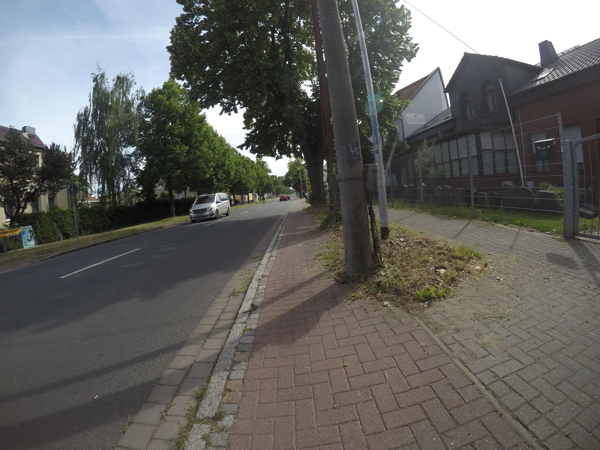 Street view near Löwenhof, Hohendodeleben — © mfa (CC BY-SA · Mapillary)