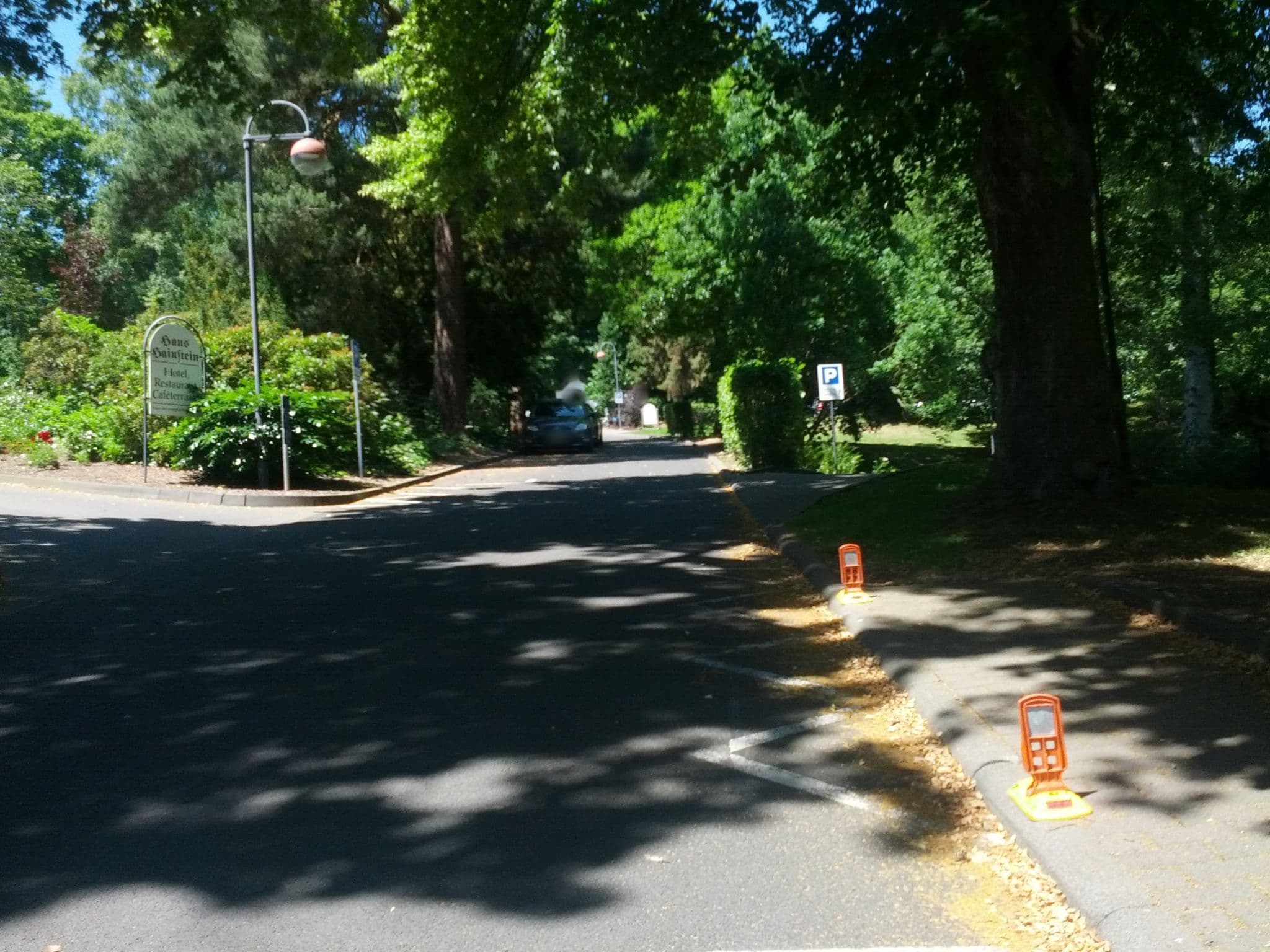 Street view near Haus Hainstein, Eisenach — © zoegglmeyr (CC BY-SA · Mapillary)