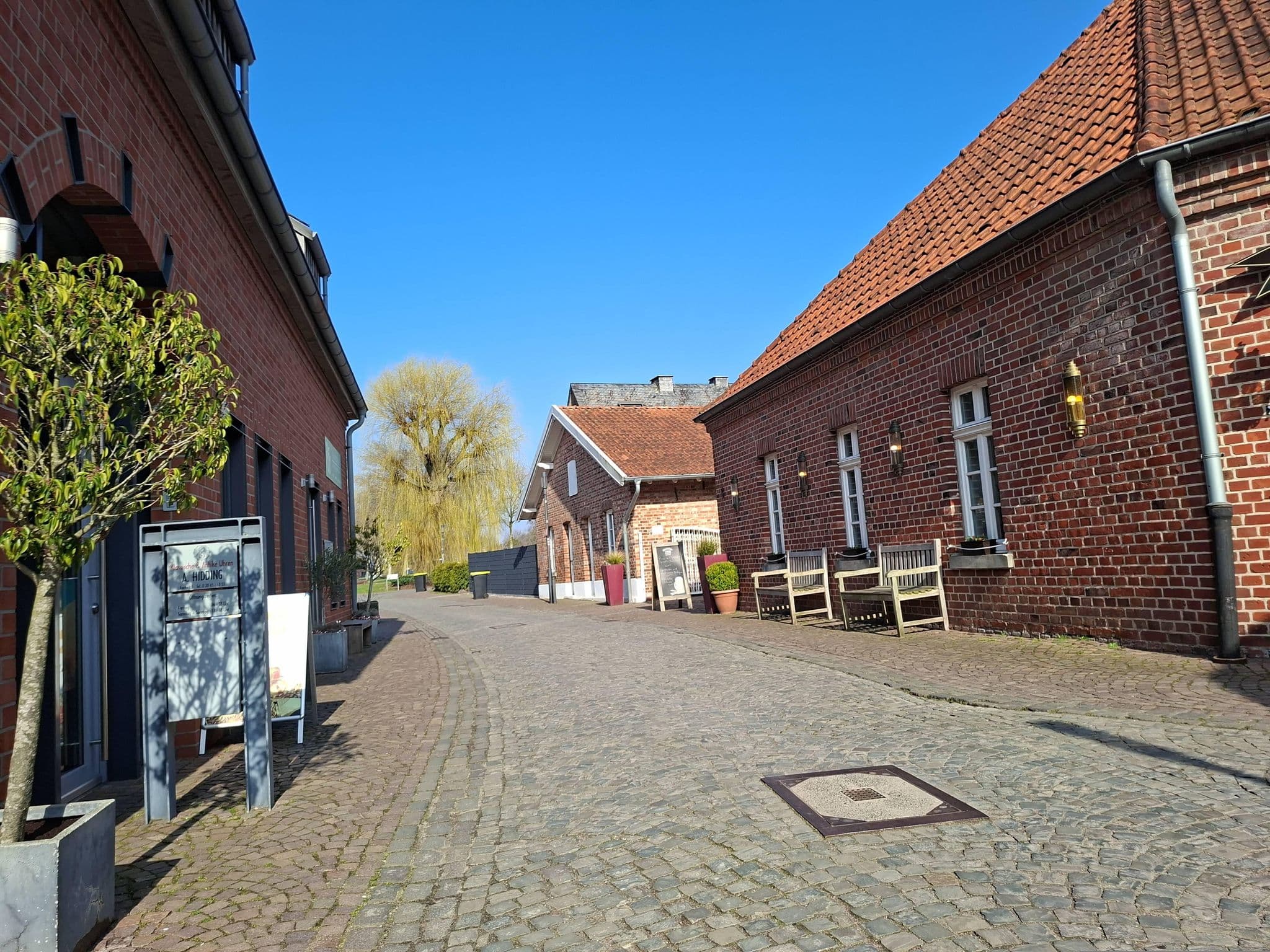 Street view near Freiheiter Hof, Raesfeld — © huna (CC BY-SA · Mapillary)