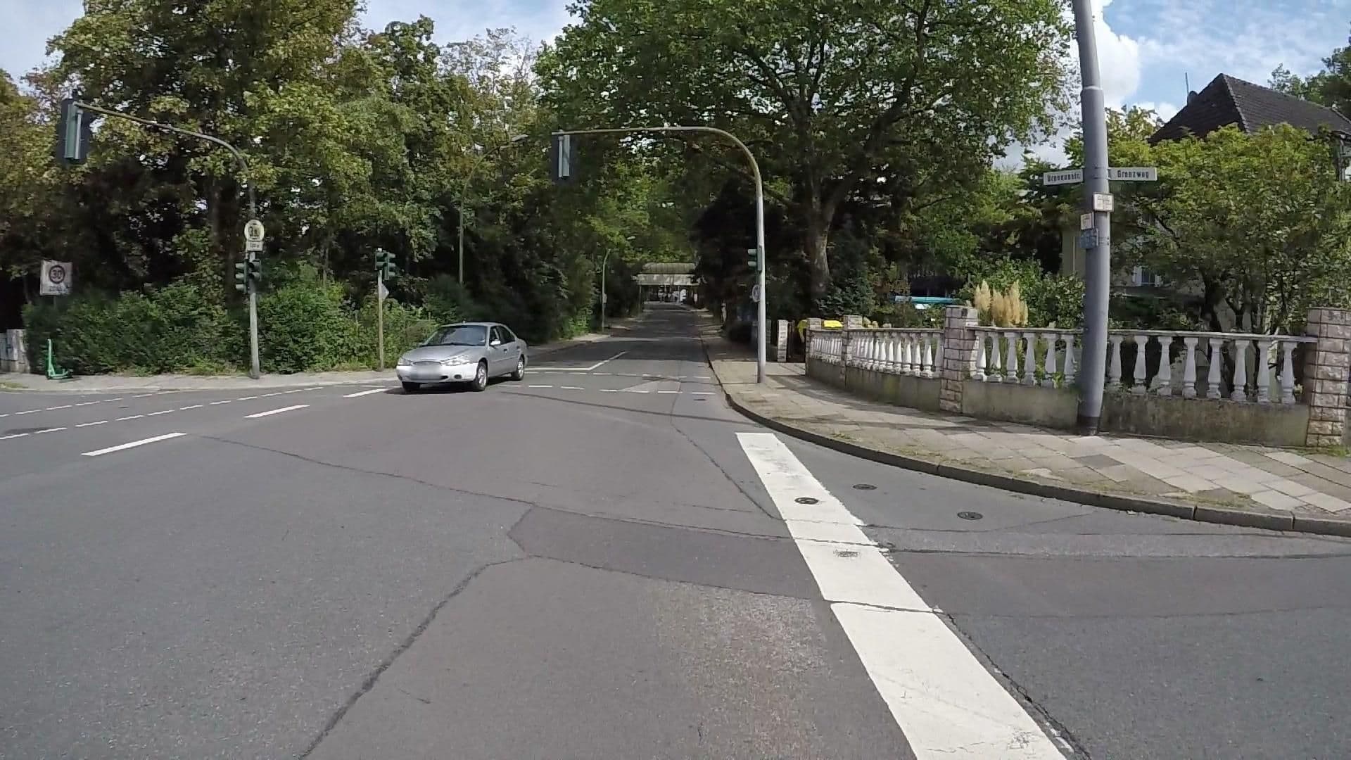 Street view near Pension Sendis, Herne — © bravewaffle (CC BY-SA · Mapillary)