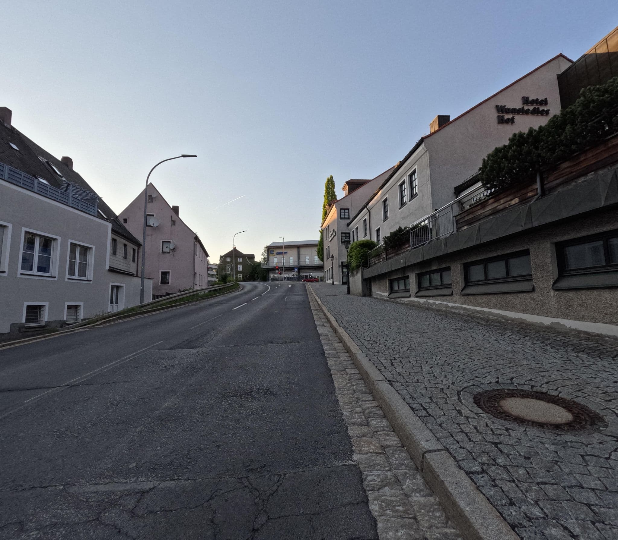 Street view near Wunsiedler Hof, Wunsiedel — © kopra (CC BY-SA · Mapillary)