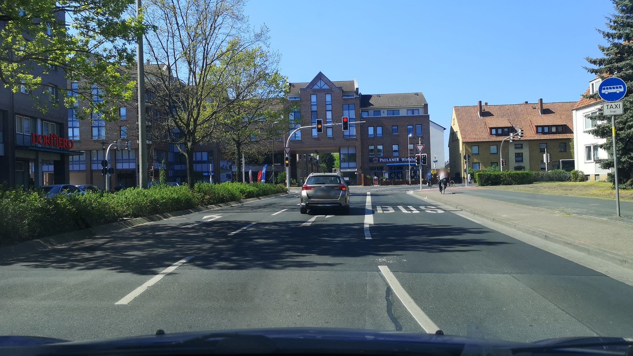 Street view near Dormero, Langenhagen — © cageythree (CC BY-SA · Mapillary)