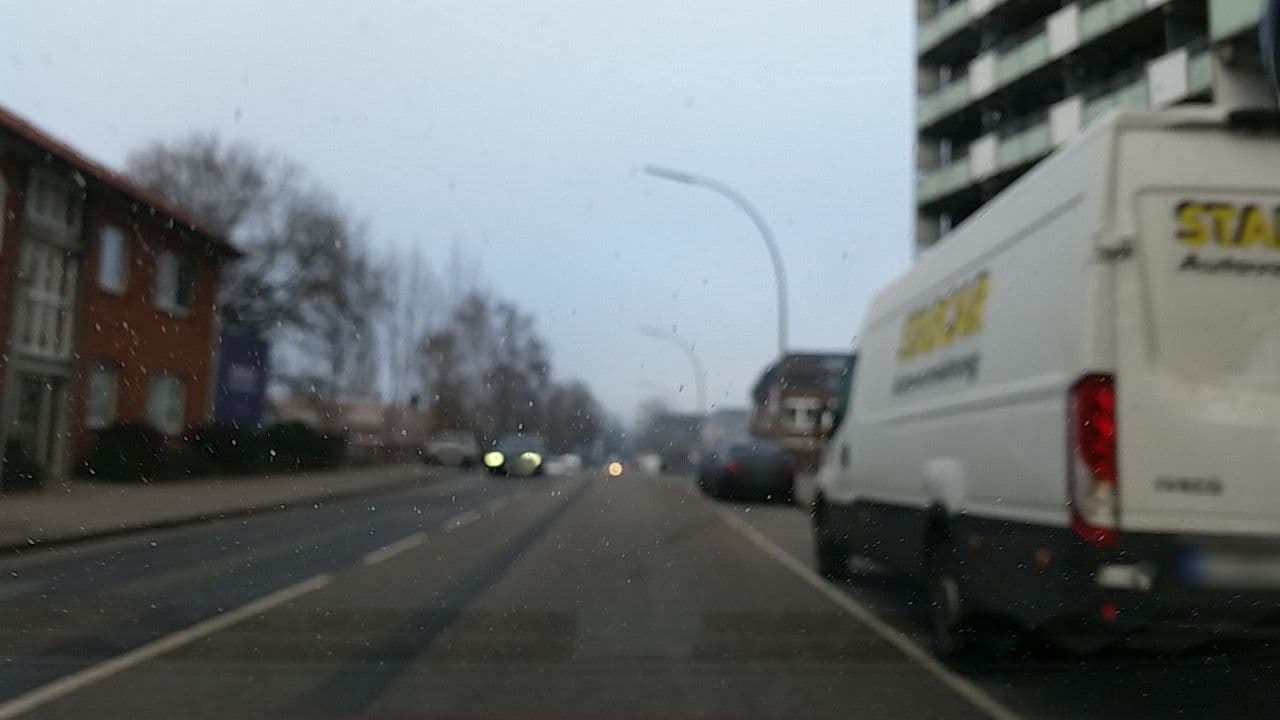Street view near Apartment-Hotel, Borgfelde — © tian (CC BY-SA · Mapillary)