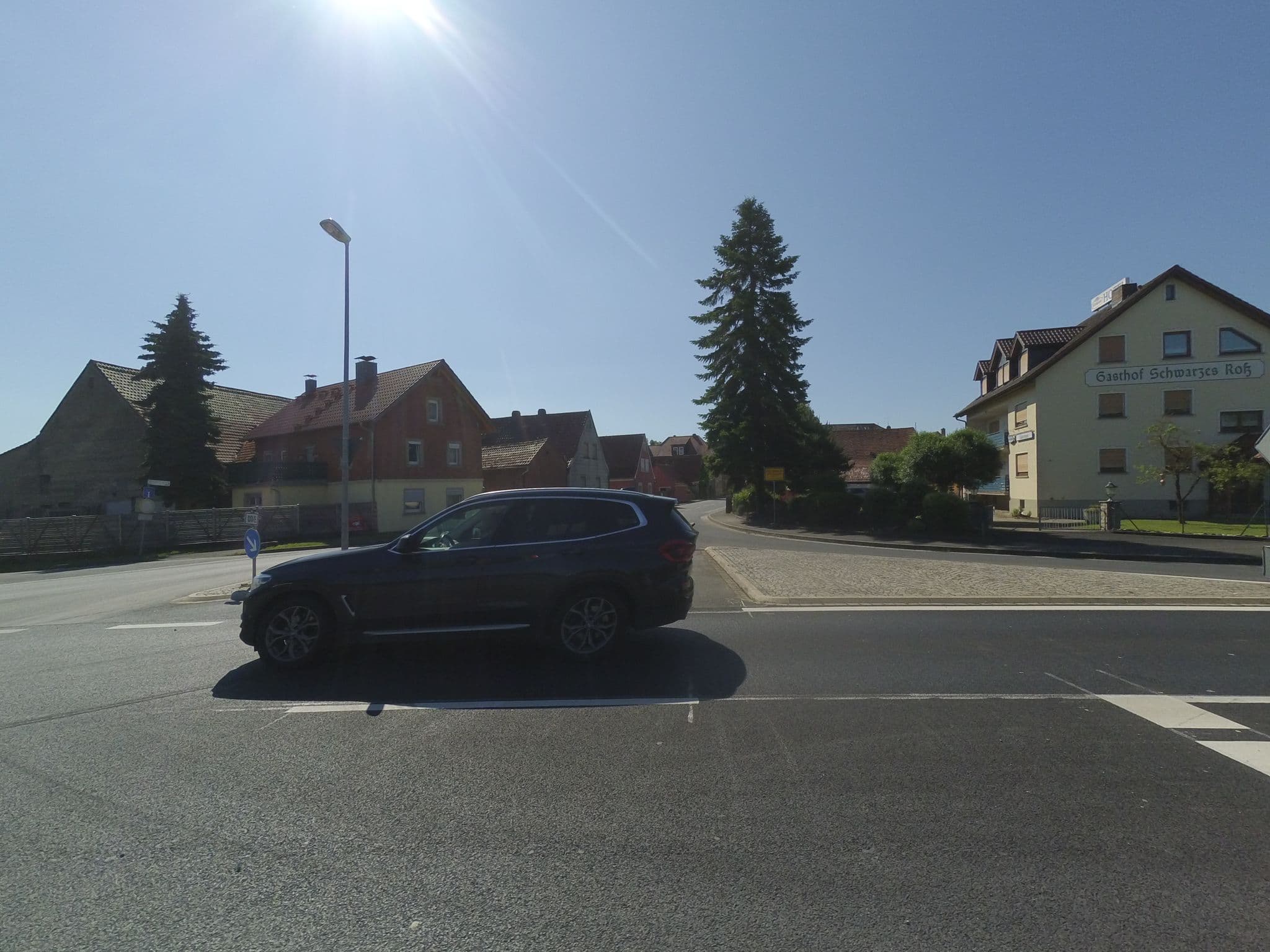 Street view near Gästehaus Schwarzes Roß, Dettelbach — © wegavision (CC BY-SA · Mapillary)