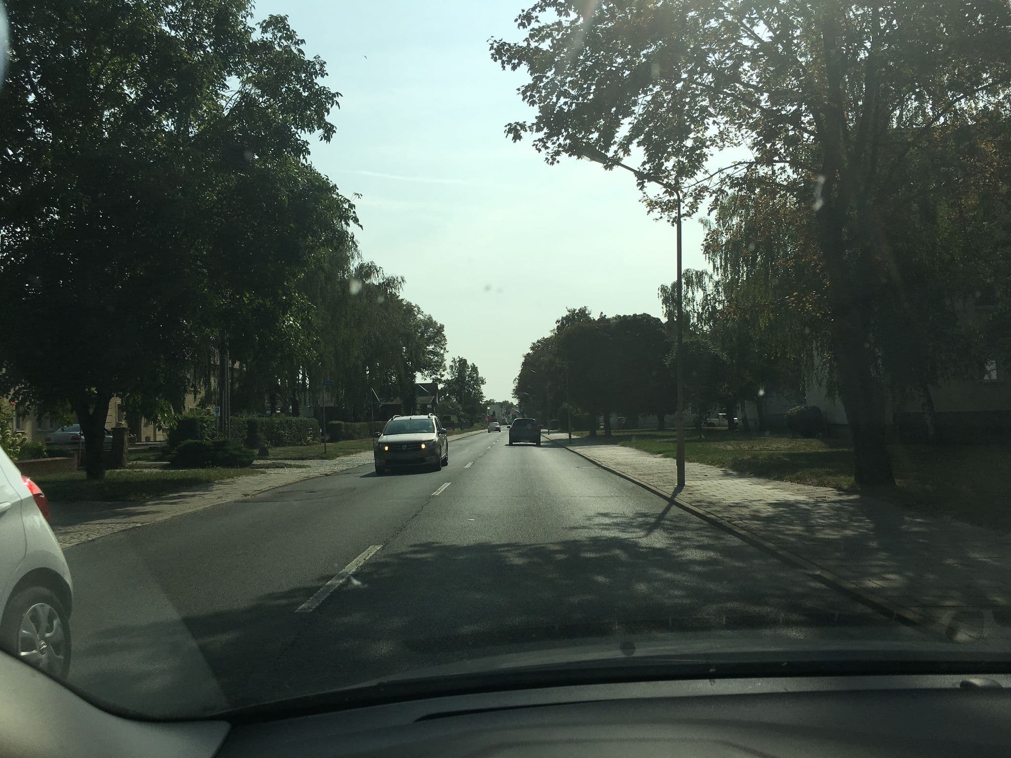 Street view near Zimmervermietung Ines Schmechel, Calbe — © bejotel (CC BY-SA · Mapillary)