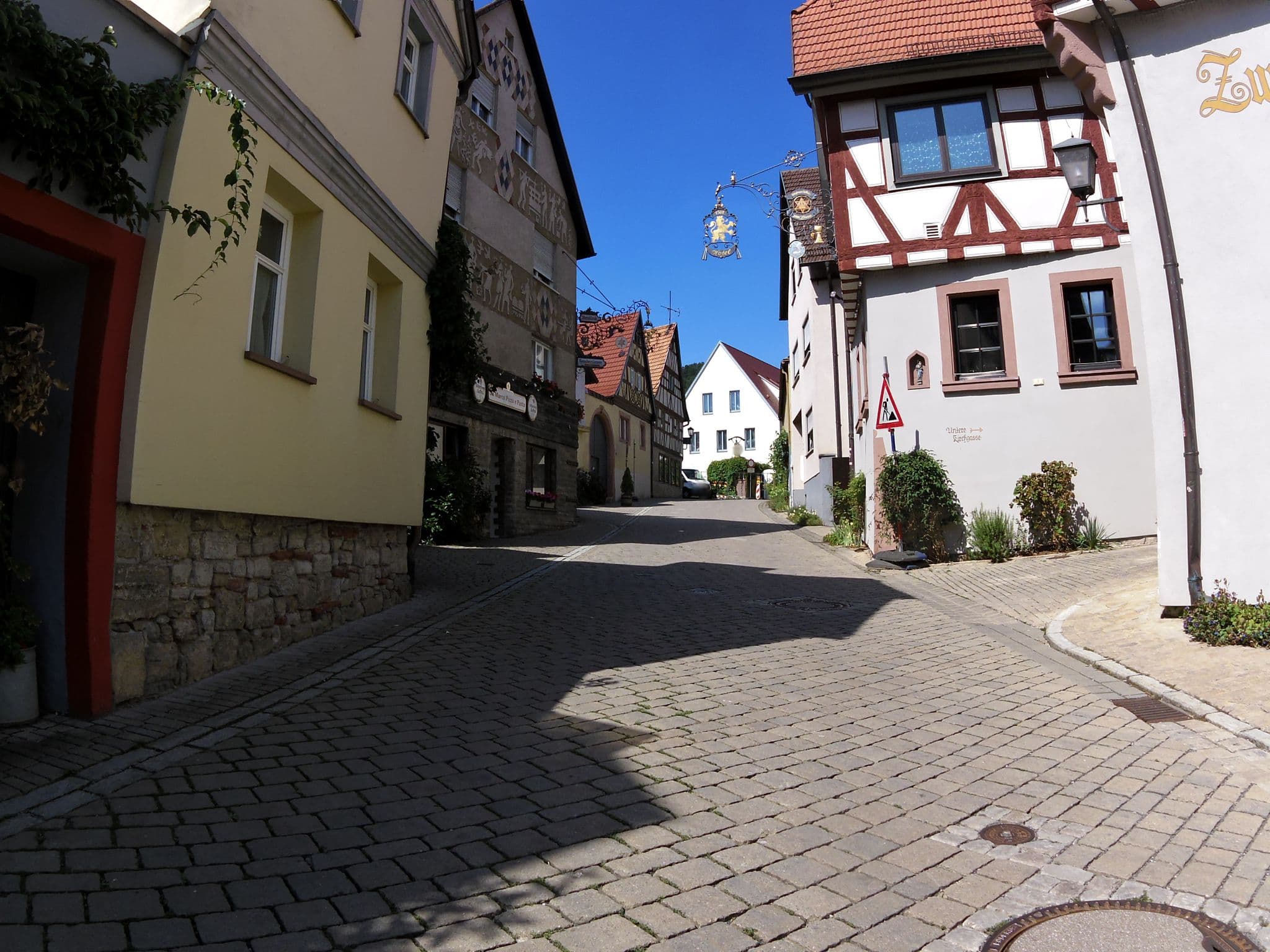 Street view near Landgasthof Hotel Löwen, Erlabrunn — © zoegglmeyr (CC BY-SA · Mapillary)