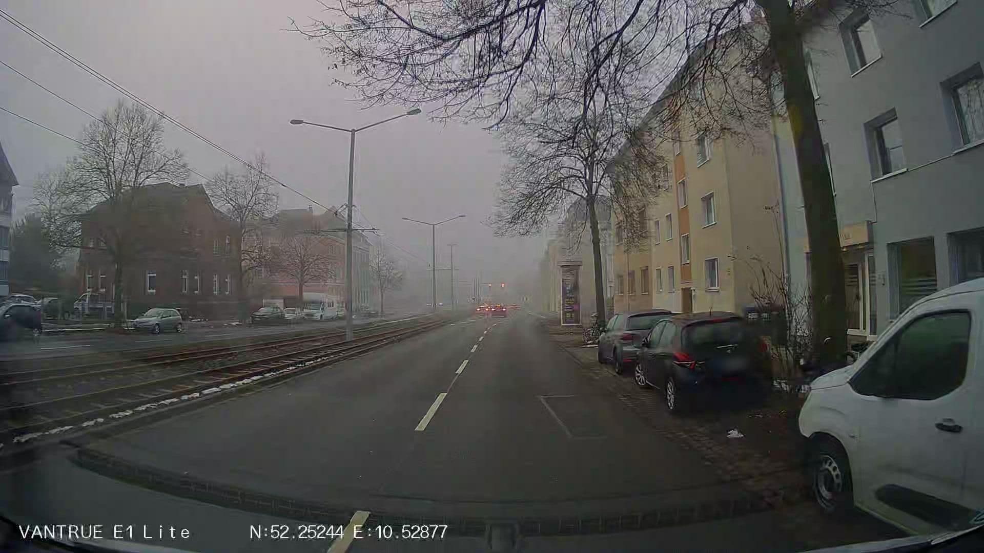 Street view near Cafe am Park, Bürgerpark — © Hightower- (CC BY-SA · Mapillary)