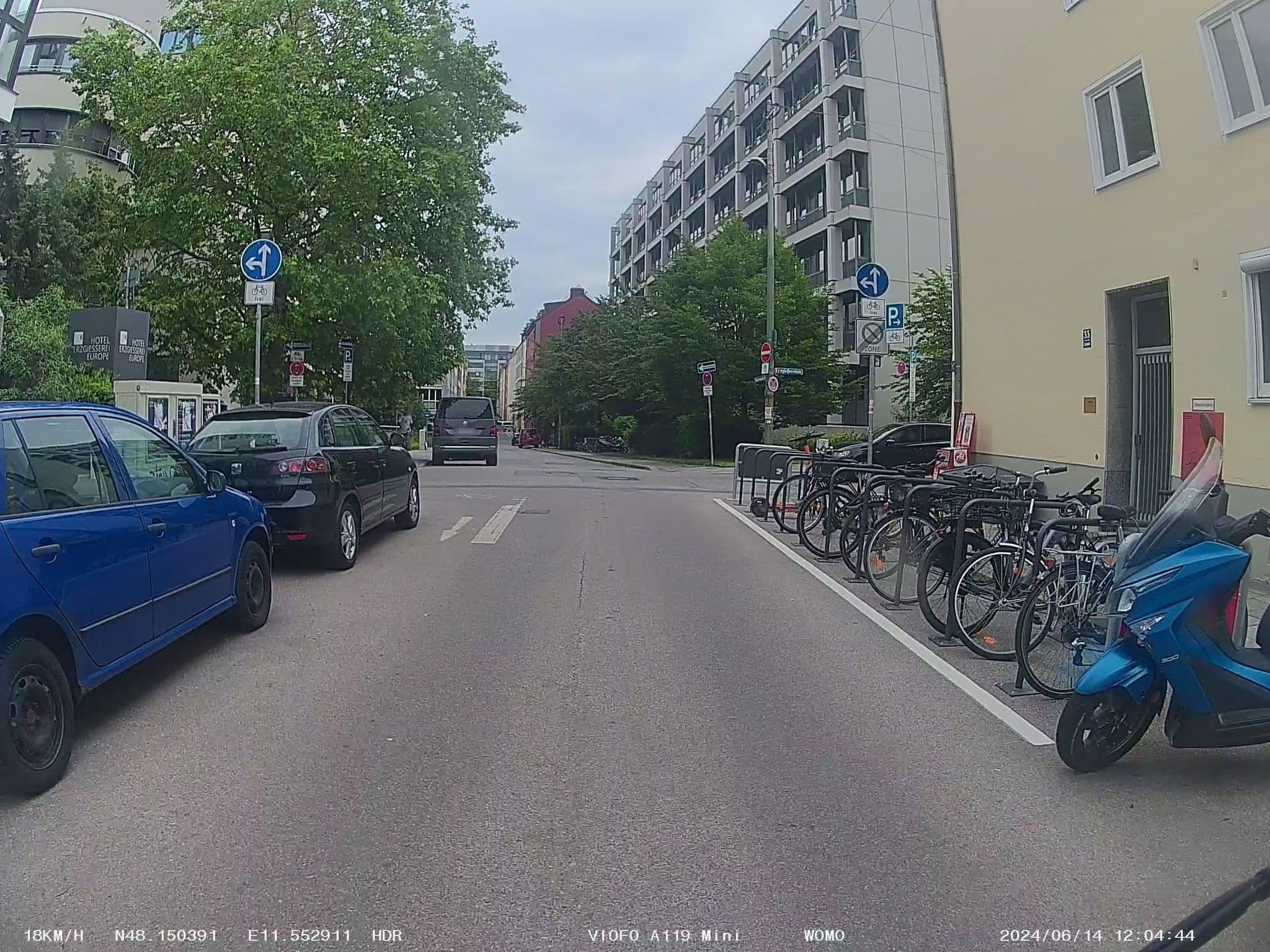 Street view near Hotel Erzgießerei Europe, Munich — © soulcover (CC BY-SA · Mapillary)