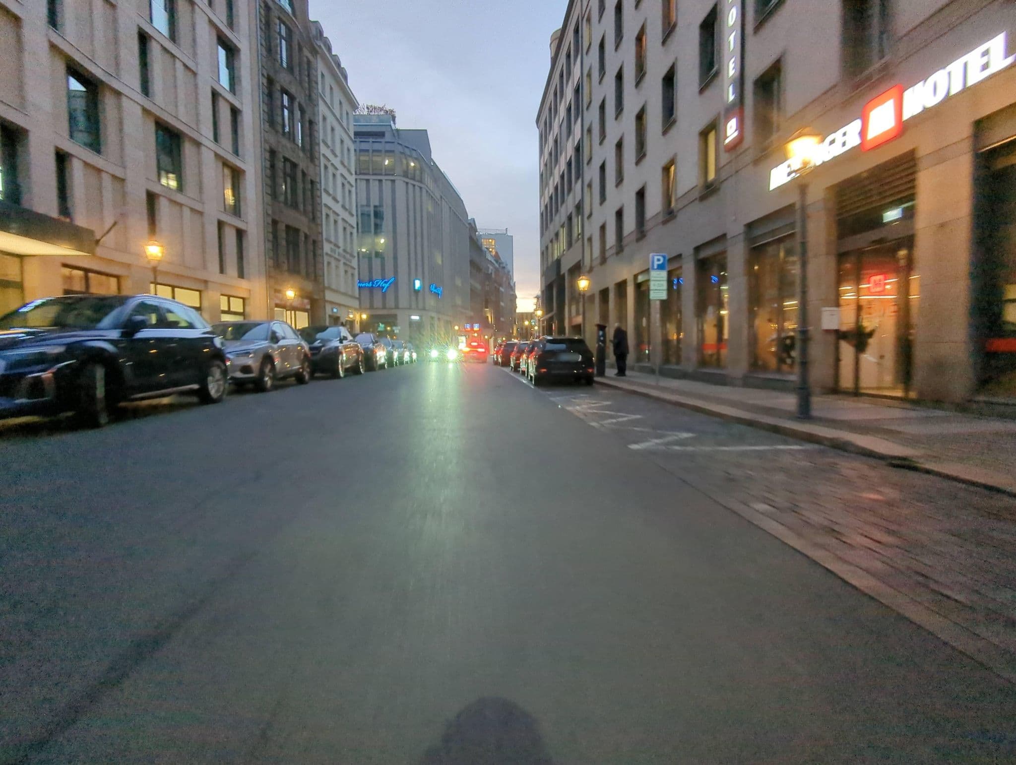 Street view near Capri by Fraser, Leipzig — © AR88 (CC BY-SA · Mapillary)