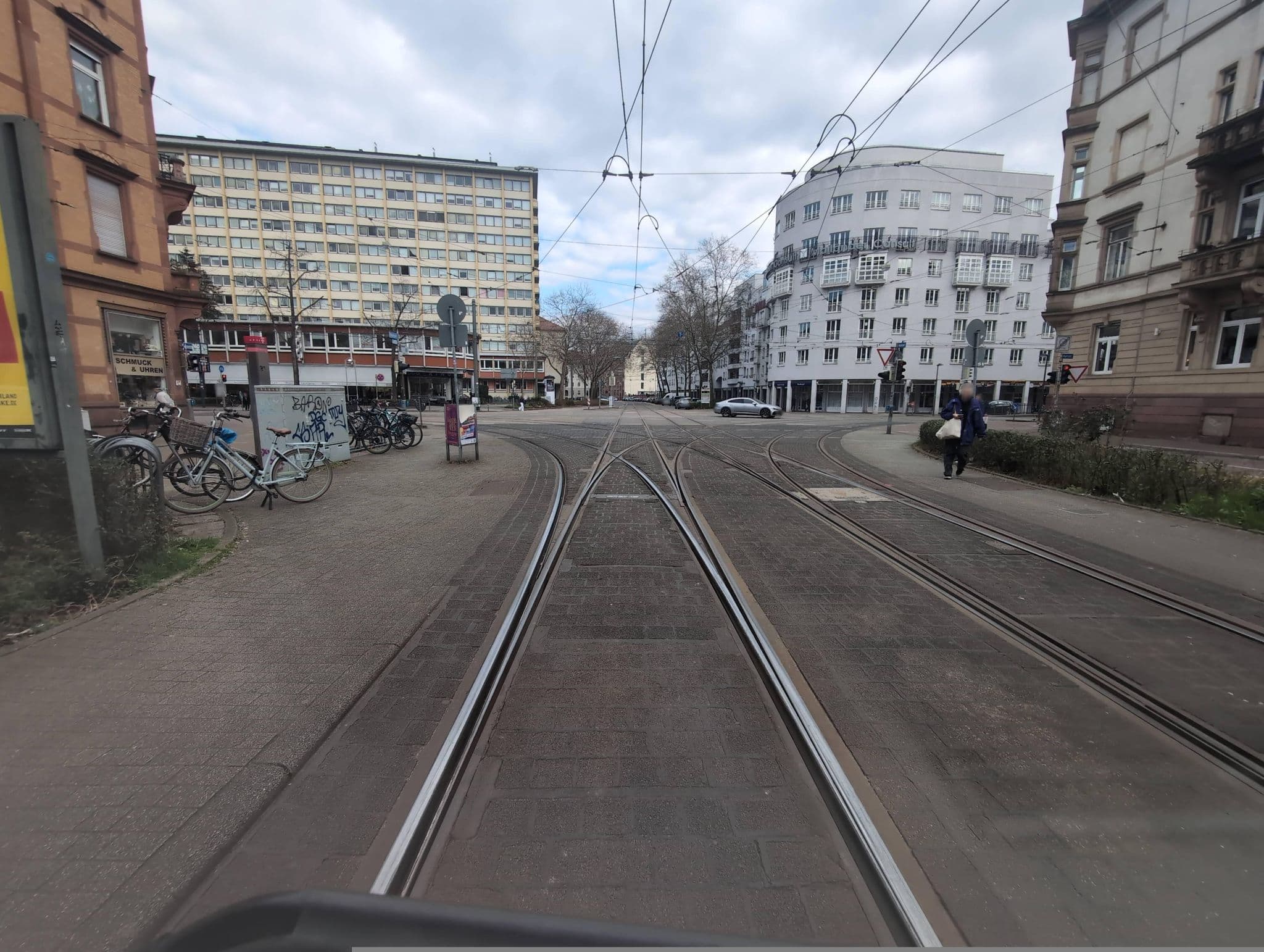 Street view near Hotel Astoria, Karlsruhe — © cujebijizoru (CC BY-SA · Mapillary)
