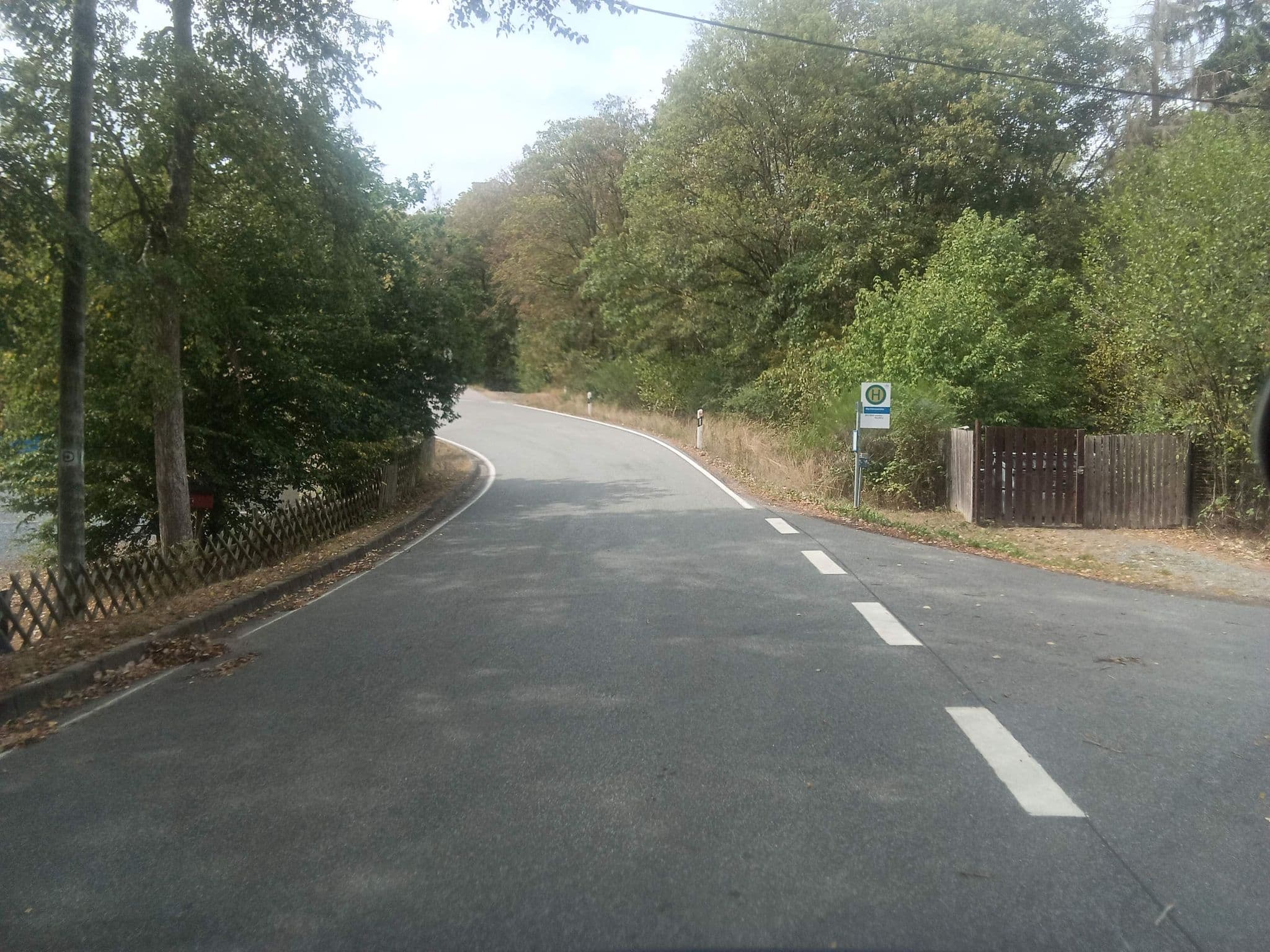 Street view near Waldhotel Machtemesmühle, Arzfeld — © mprins (CC BY-SA · Mapillary)
