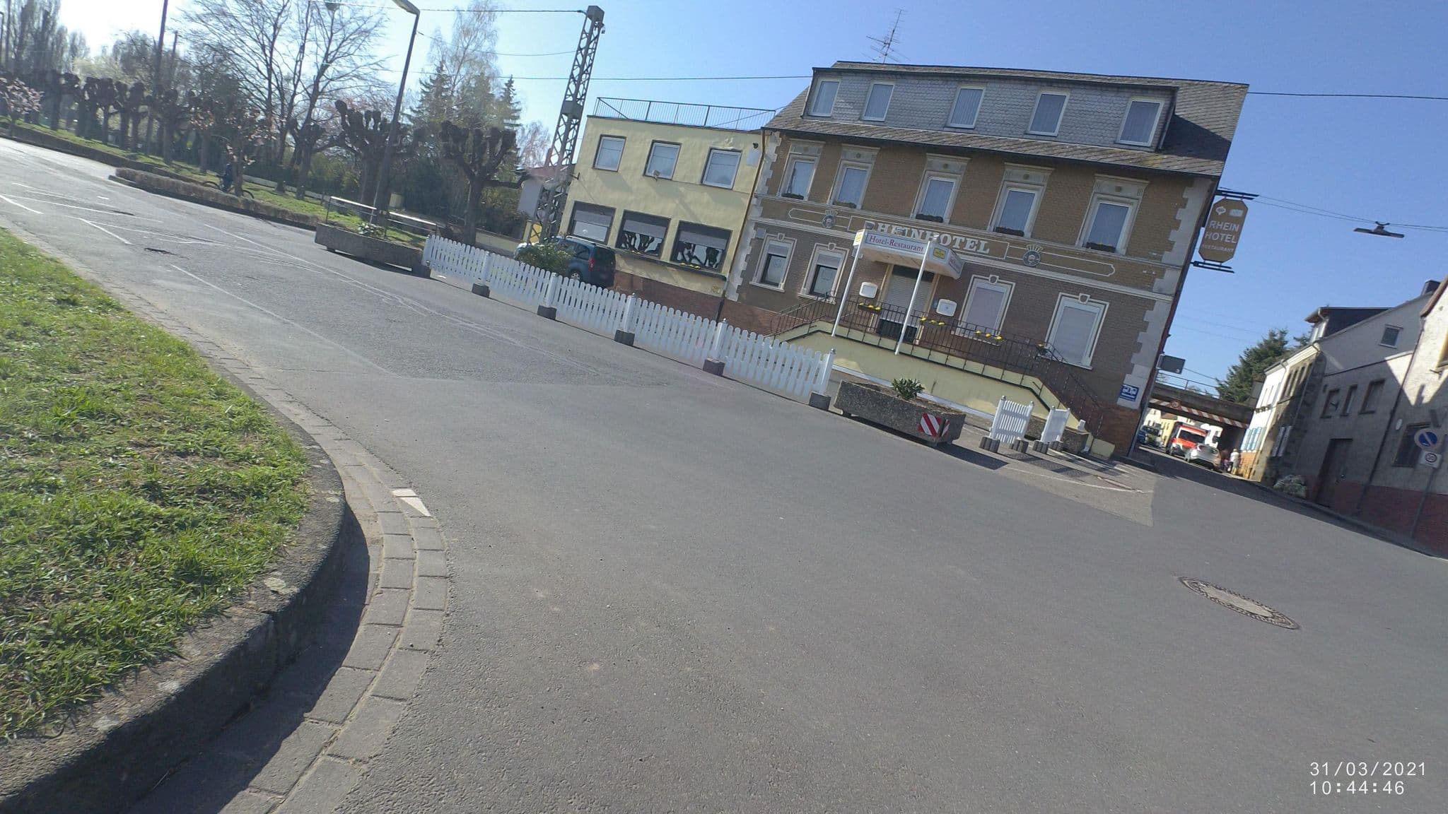 Street view near Rheinhotel Kelch, Weißenthurm — © VIA_CH (CC BY-SA · Mapillary)