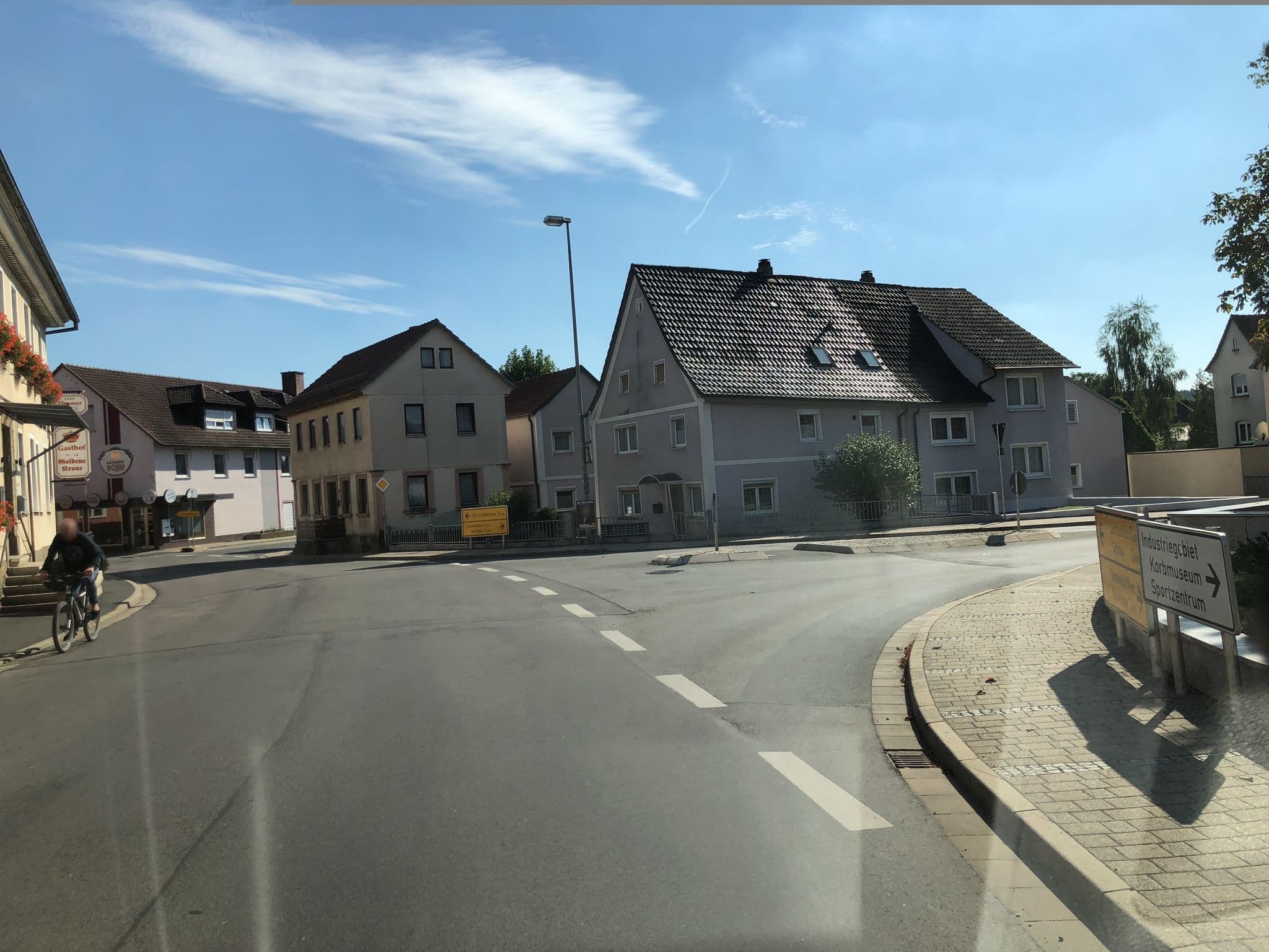 Street view near Gasthof Goldene Krone, Michelau — © derzornigemarkus (CC BY-SA · Mapillary)