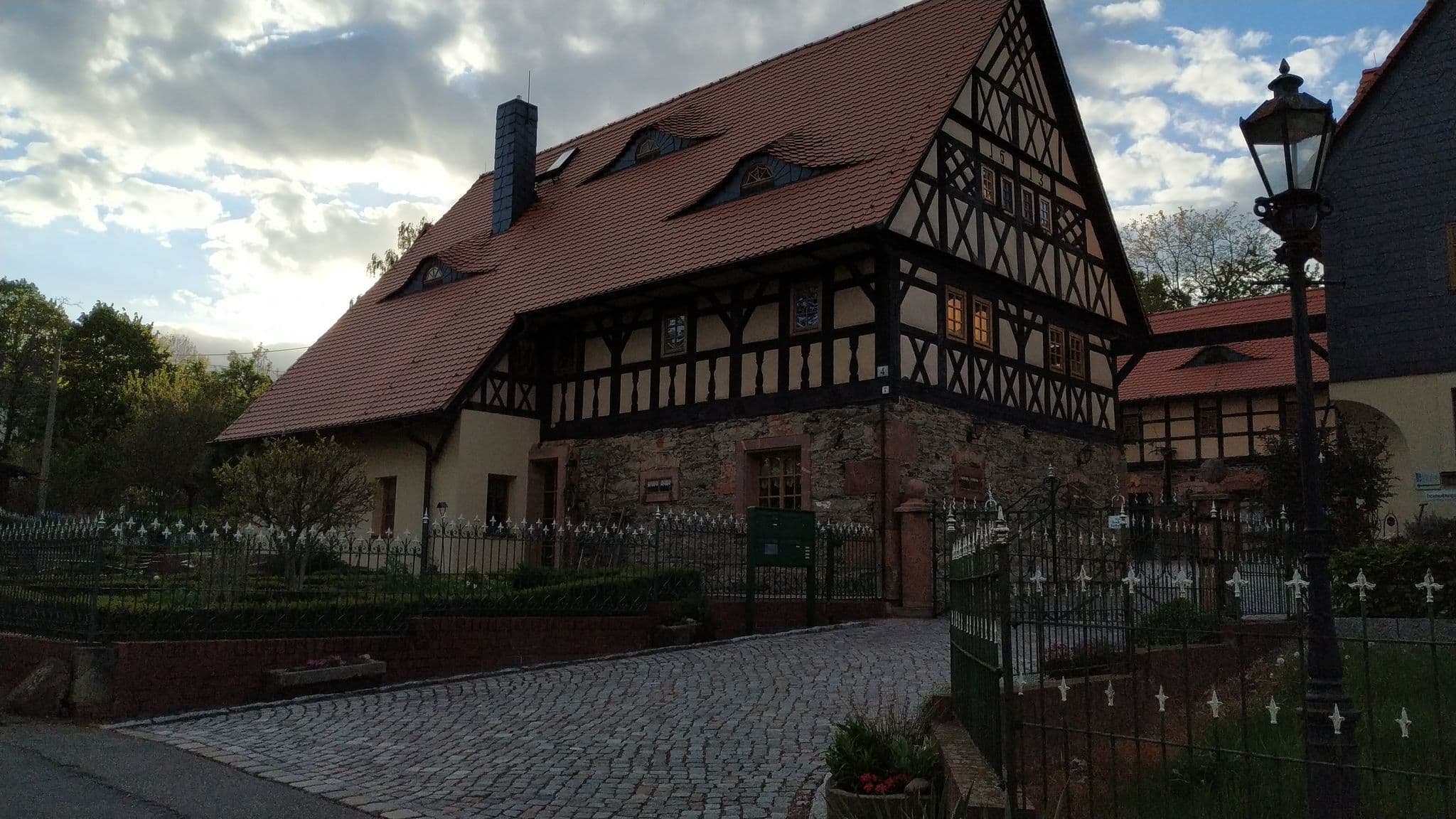 Street view near Denkmalhof Franken, Waldenburg — © wald (CC BY-SA · Mapillary)