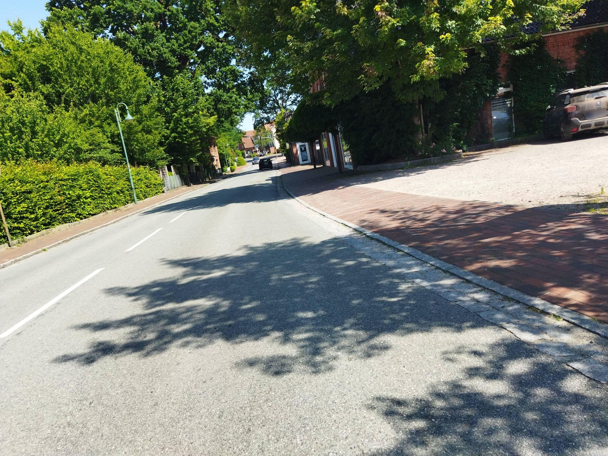 Street view near Hotel Hollenstedter Hof, Hollenstedt — © changchun1 (CC BY-SA · Mapillary)