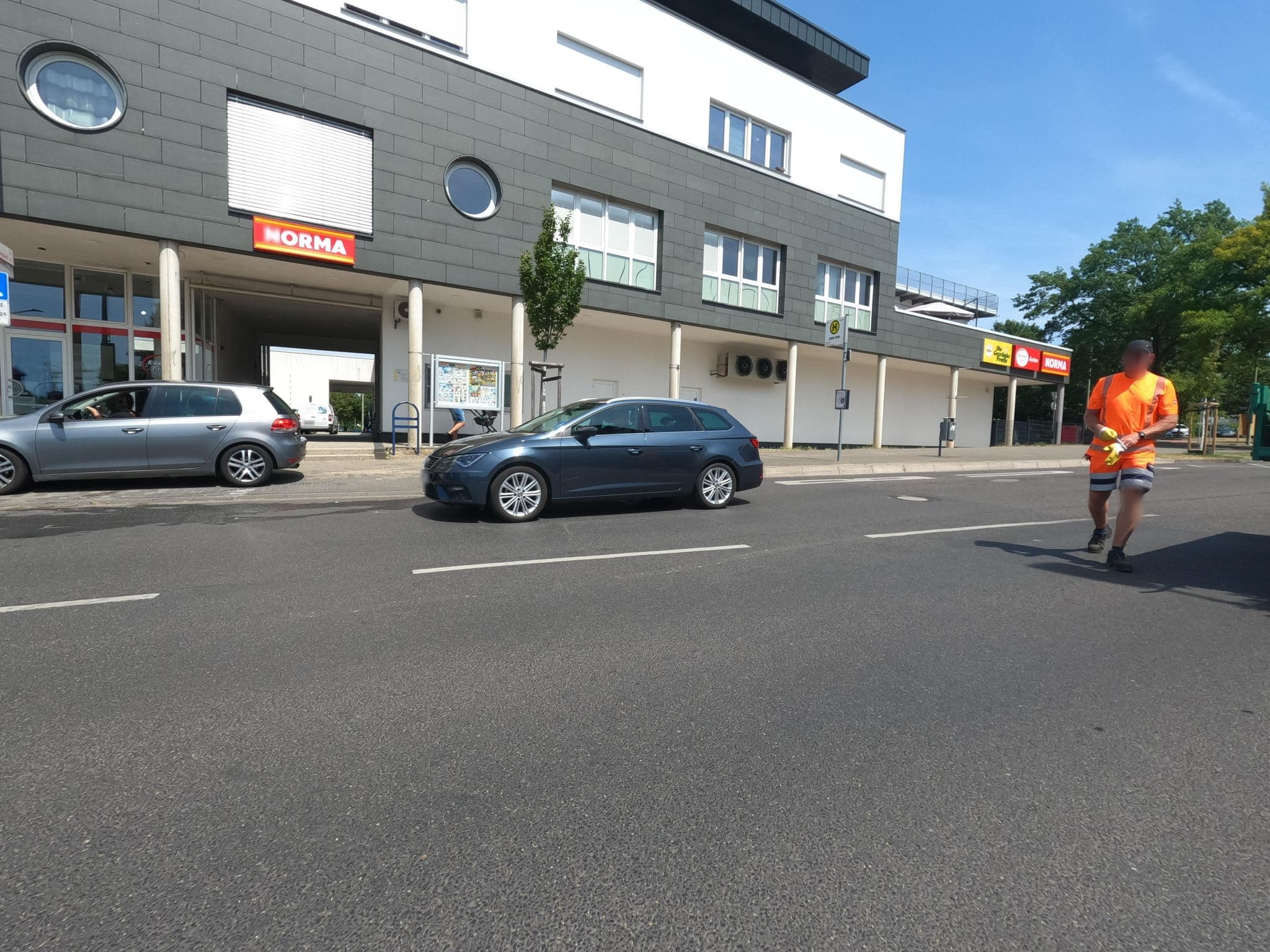 Street view near Klein, Baesweiler — © hektor1989 (CC BY-SA · Mapillary)