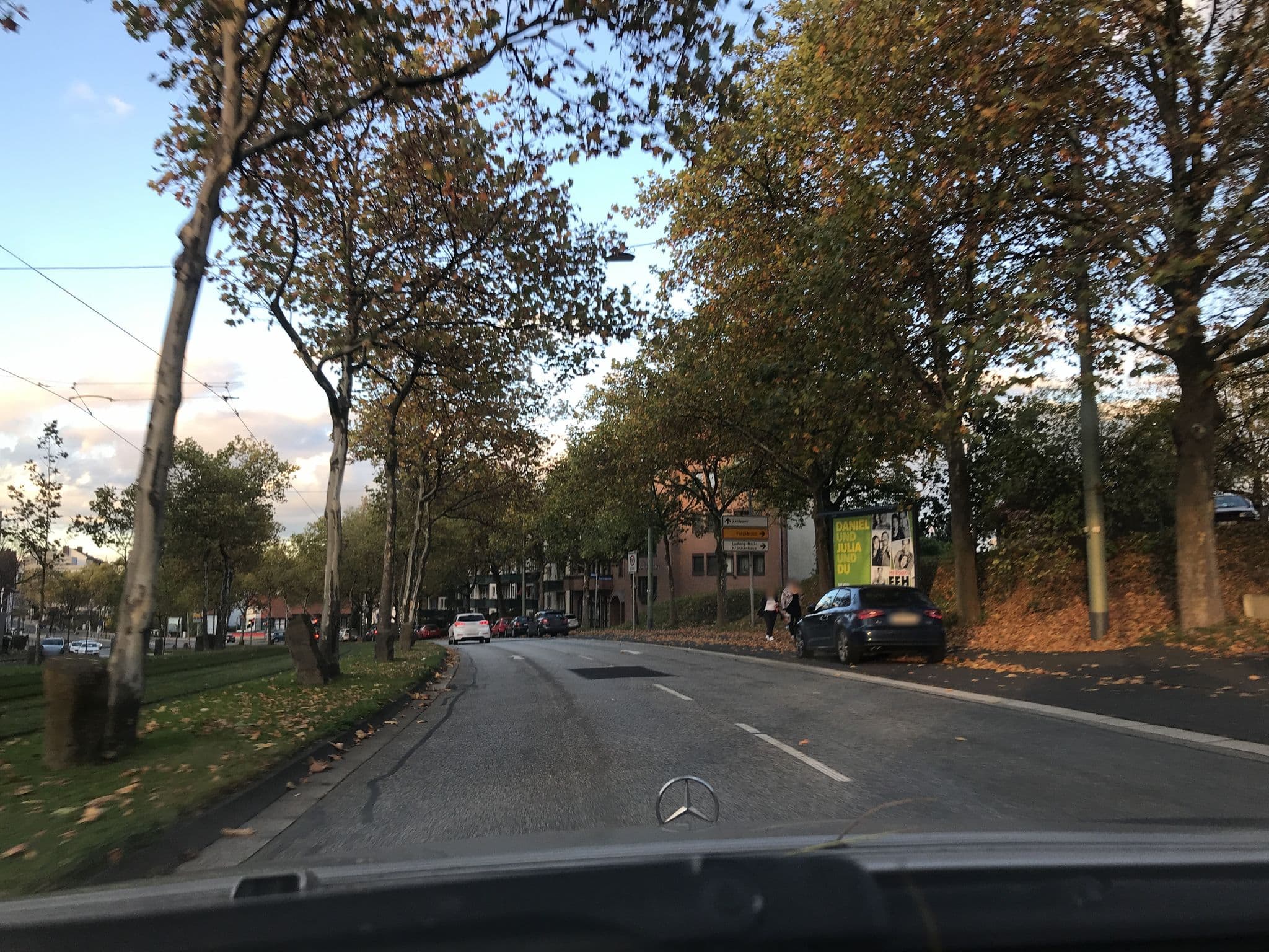 Street view near Hotel Gude, Kassel — © saschahaberkorn (CC BY-SA · Mapillary)