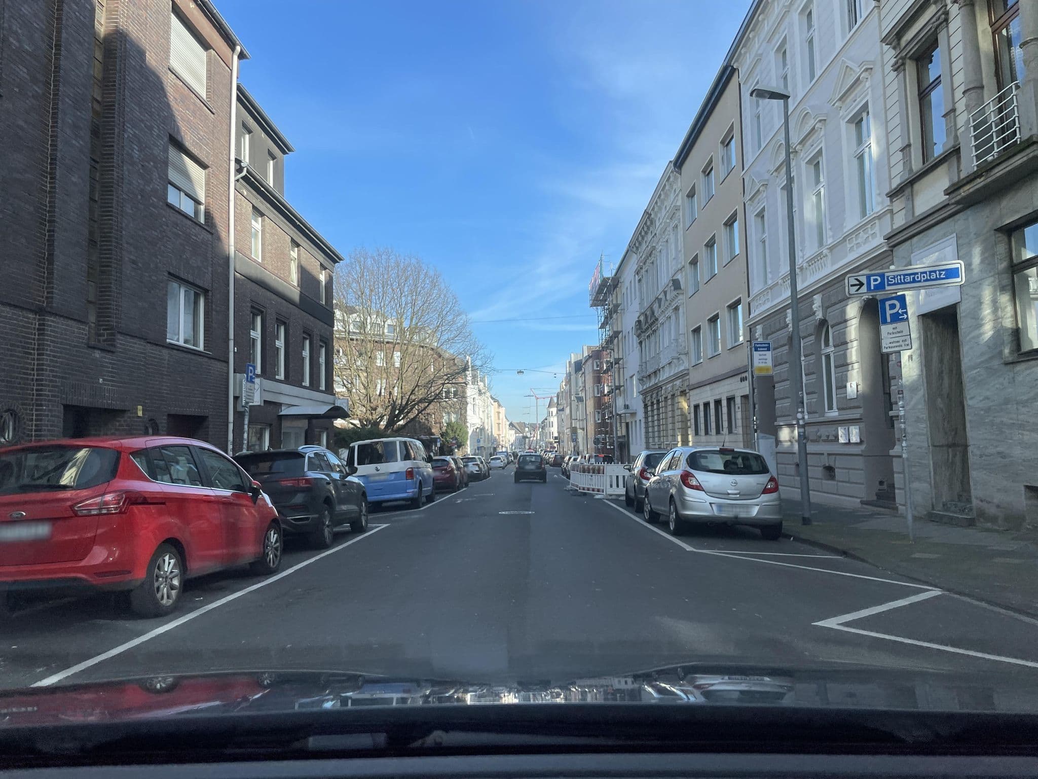 Street view near Hotel Burgund, Mönchengladbach — © endradon (CC BY-SA · Mapillary)