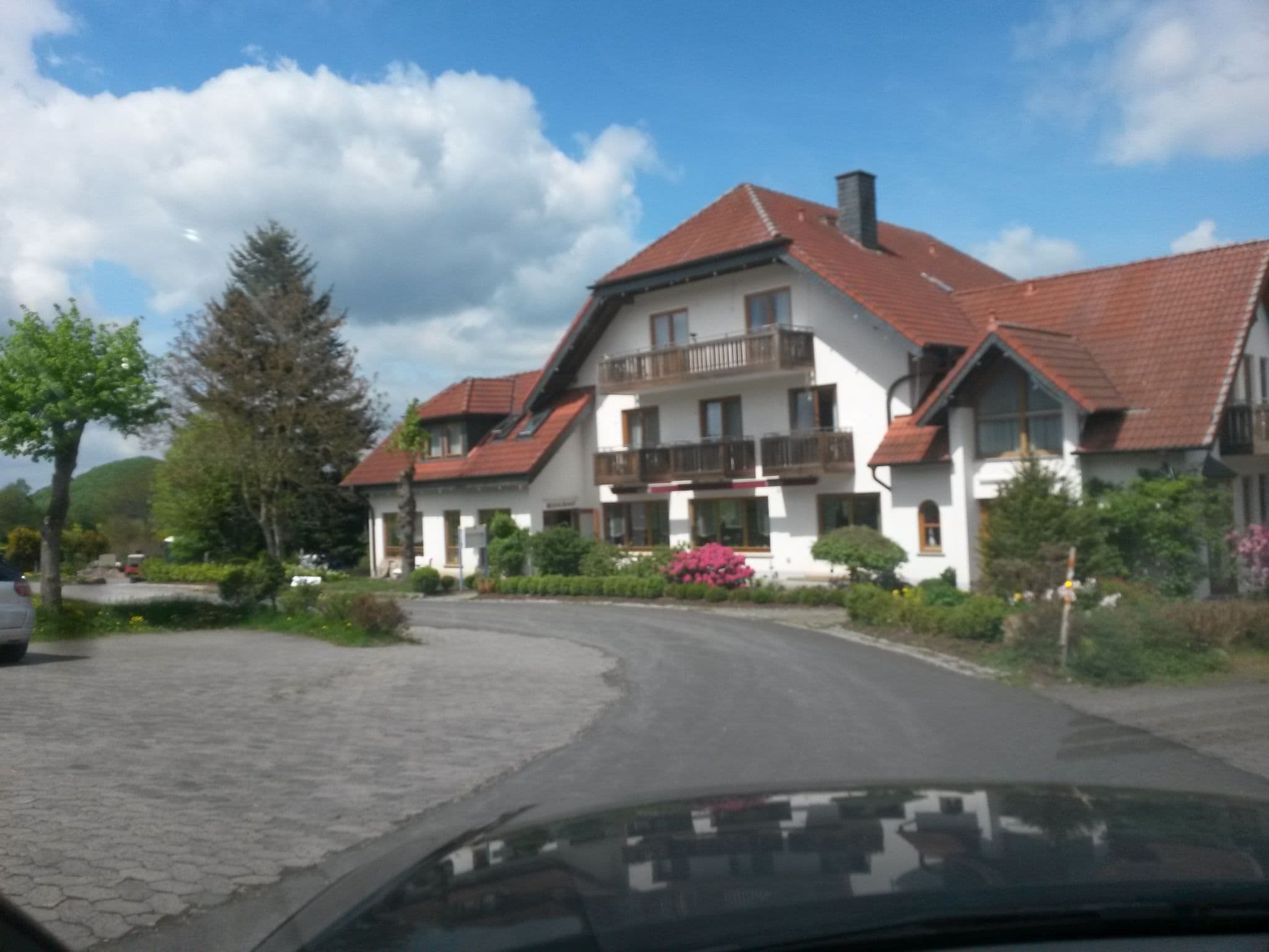 Street view near Rhön-Hotel Sonnenhof, Gersfeld — © kay_d (CC BY-SA · Mapillary)