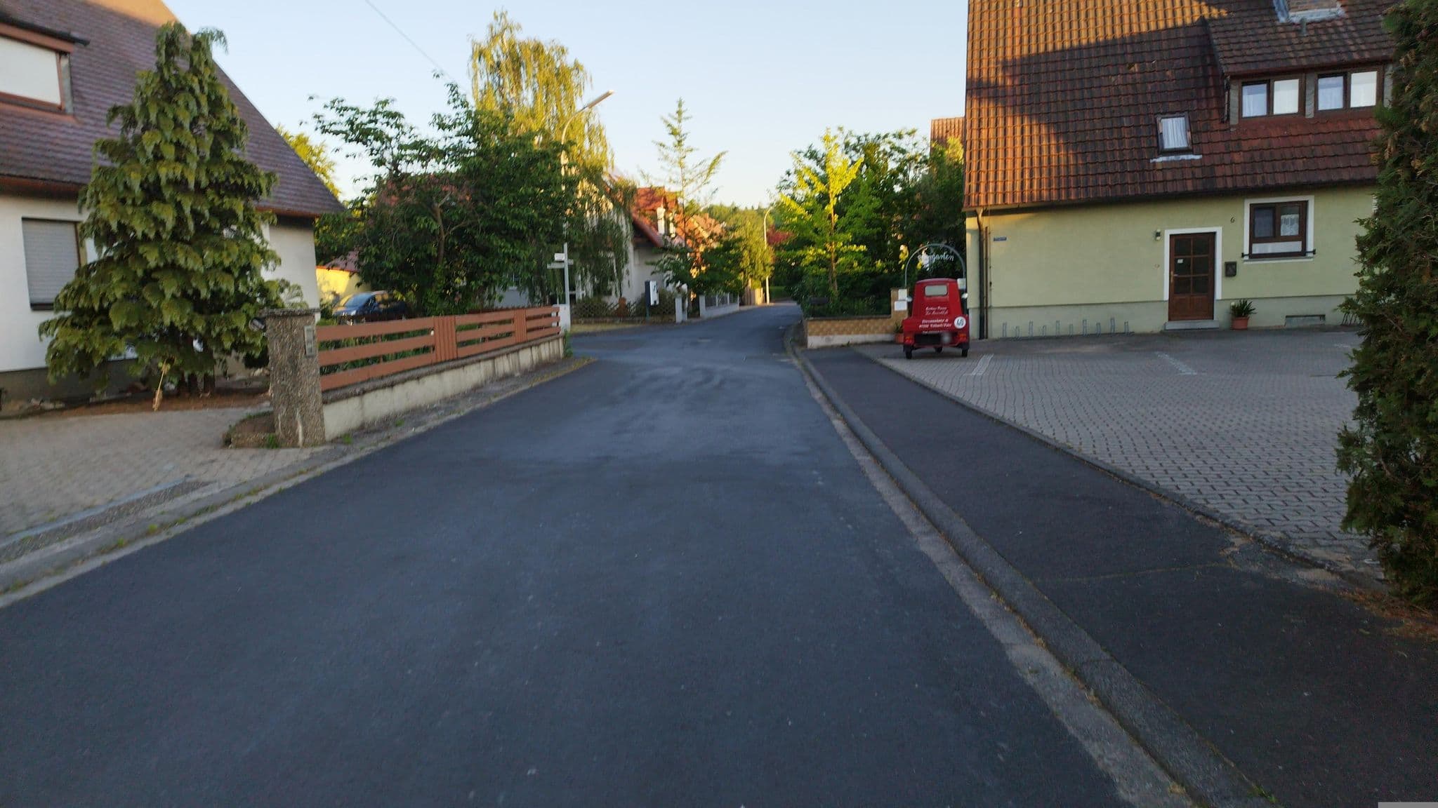 Street view near Zur Mainschleife, Prosselsheim — © bct (CC BY-SA · Mapillary)