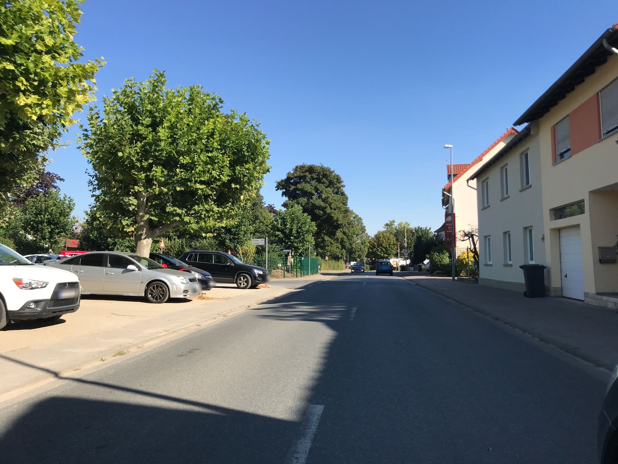 Street view near Pfaffenhofen, Schwabenheim — © miguel_andrade (CC BY-SA · Mapillary)