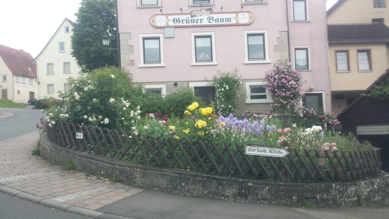 Street view near Gasthaus Grüner Baum, Creglingen — © wegavision (CC BY-SA · Mapillary)