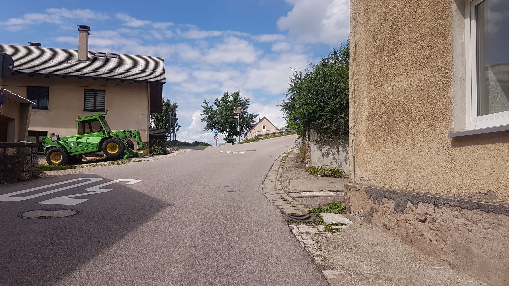 Street view near Eugenie Kraus, Solnhofen — © changchun1 (CC BY-SA · Mapillary)