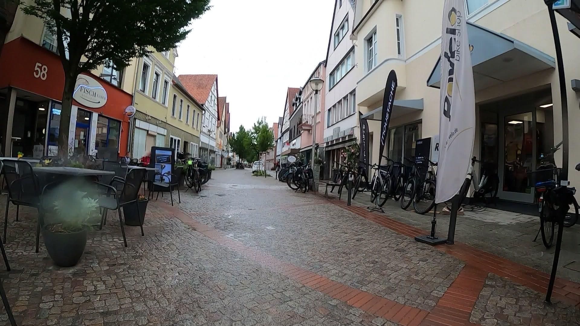 Street view near fairträumt, Hessisch Oldendorf — © Langfahrer (CC BY-SA · Mapillary)