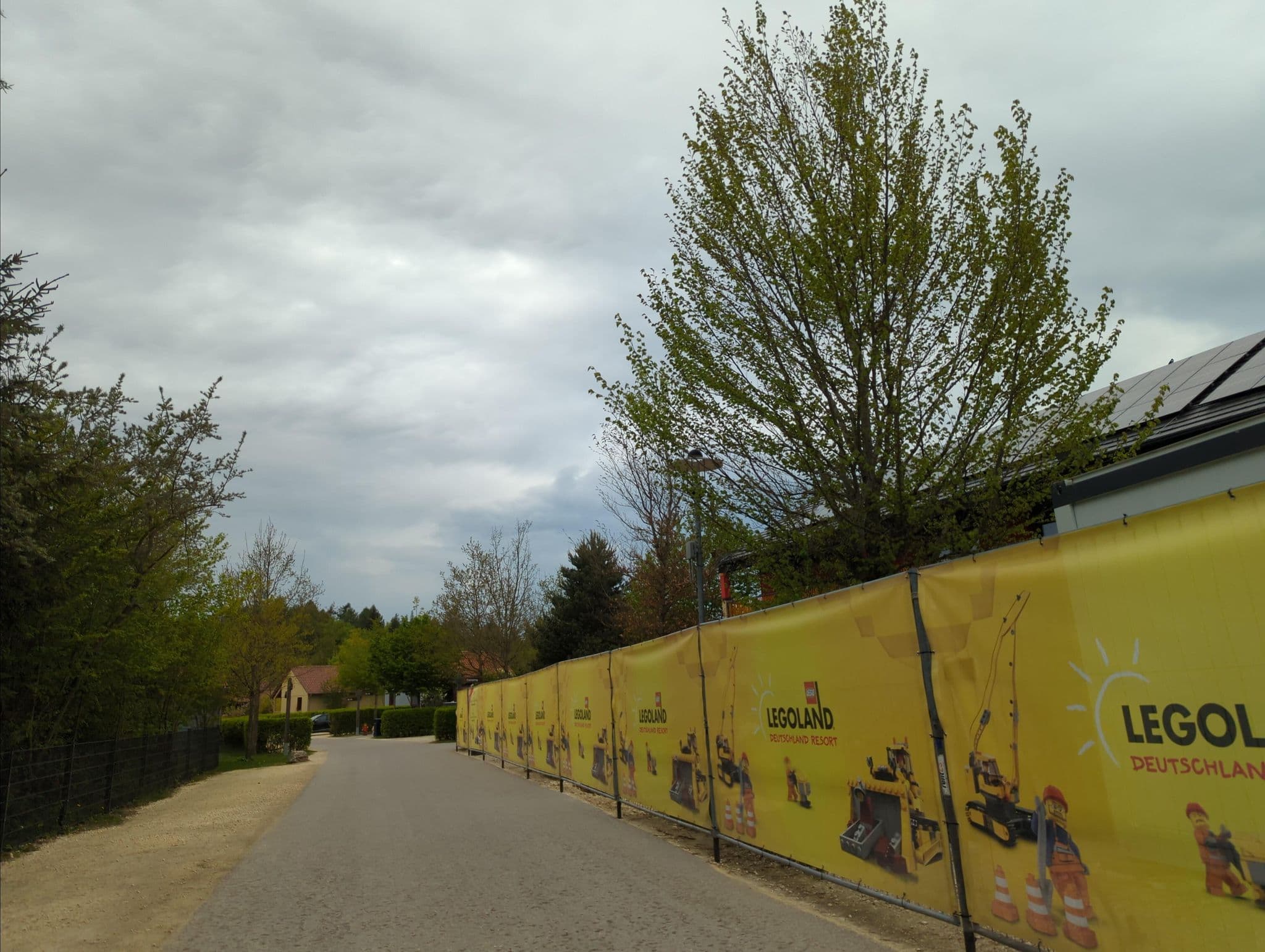 Street view near Legoland Feriendorf, Günzburg — © ente (CC BY-SA · Mapillary)