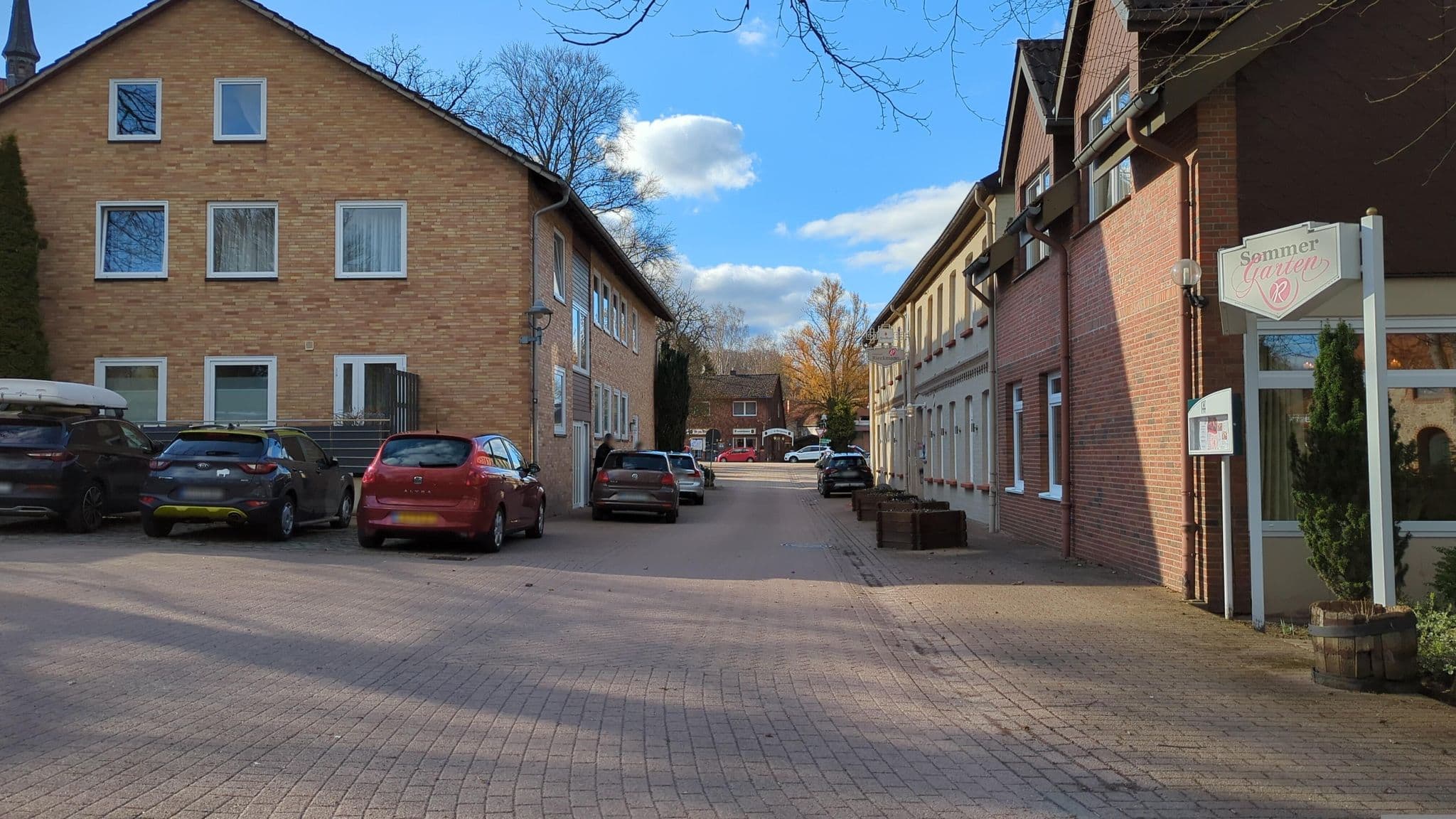 Street view near Hotel Rieckmann, Bispingen — © hotteliene (CC BY-SA · Mapillary)