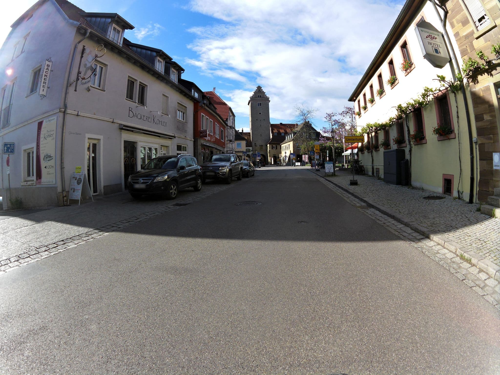 Street view near Weingasthof Hotel Rose, Volkach — © zoegglmeyr1 (CC BY-SA · Mapillary)
