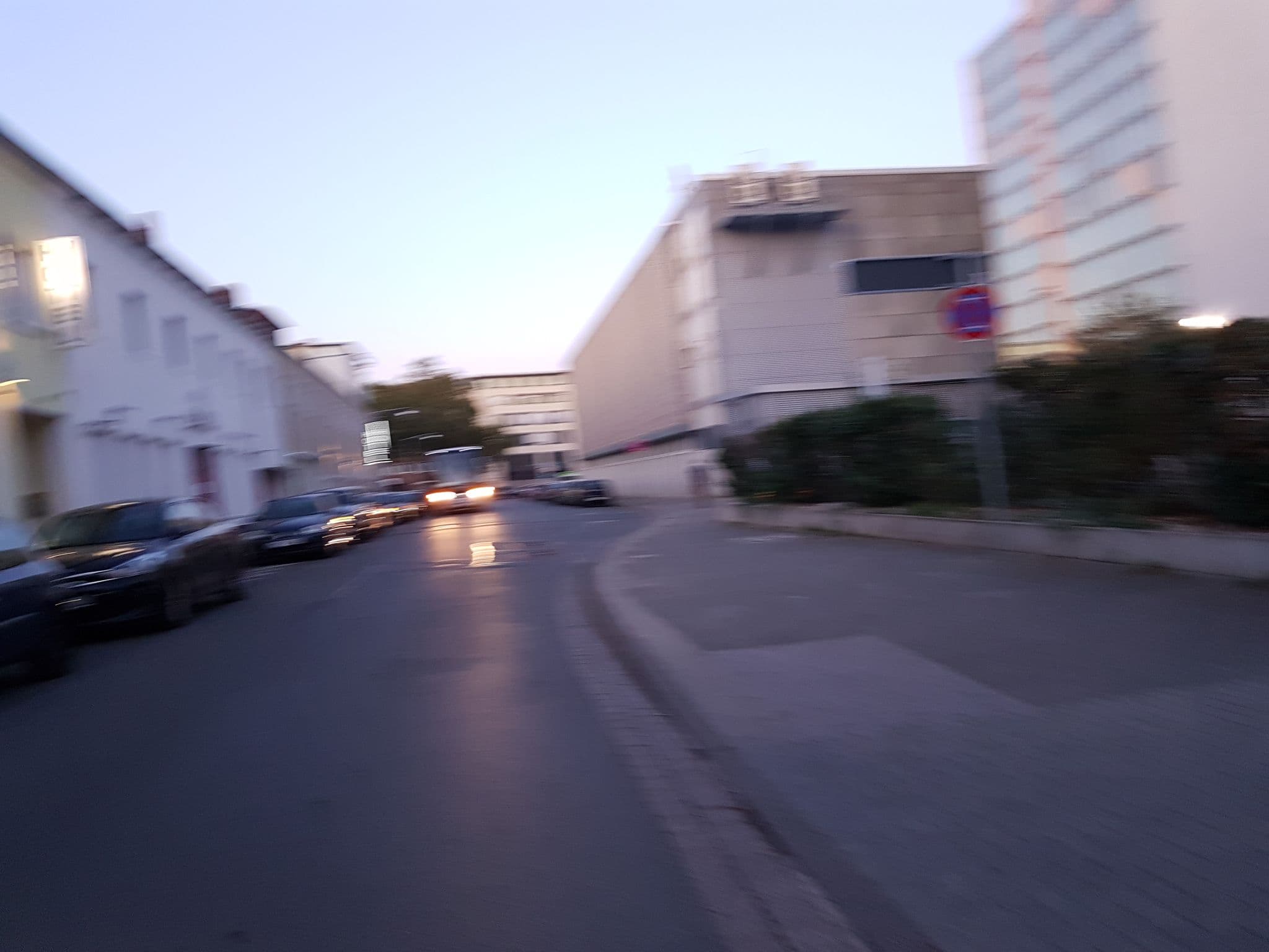 Street view near Hannover-City-Pension, Oststadt — © snowdiver (CC BY-SA · Mapillary)