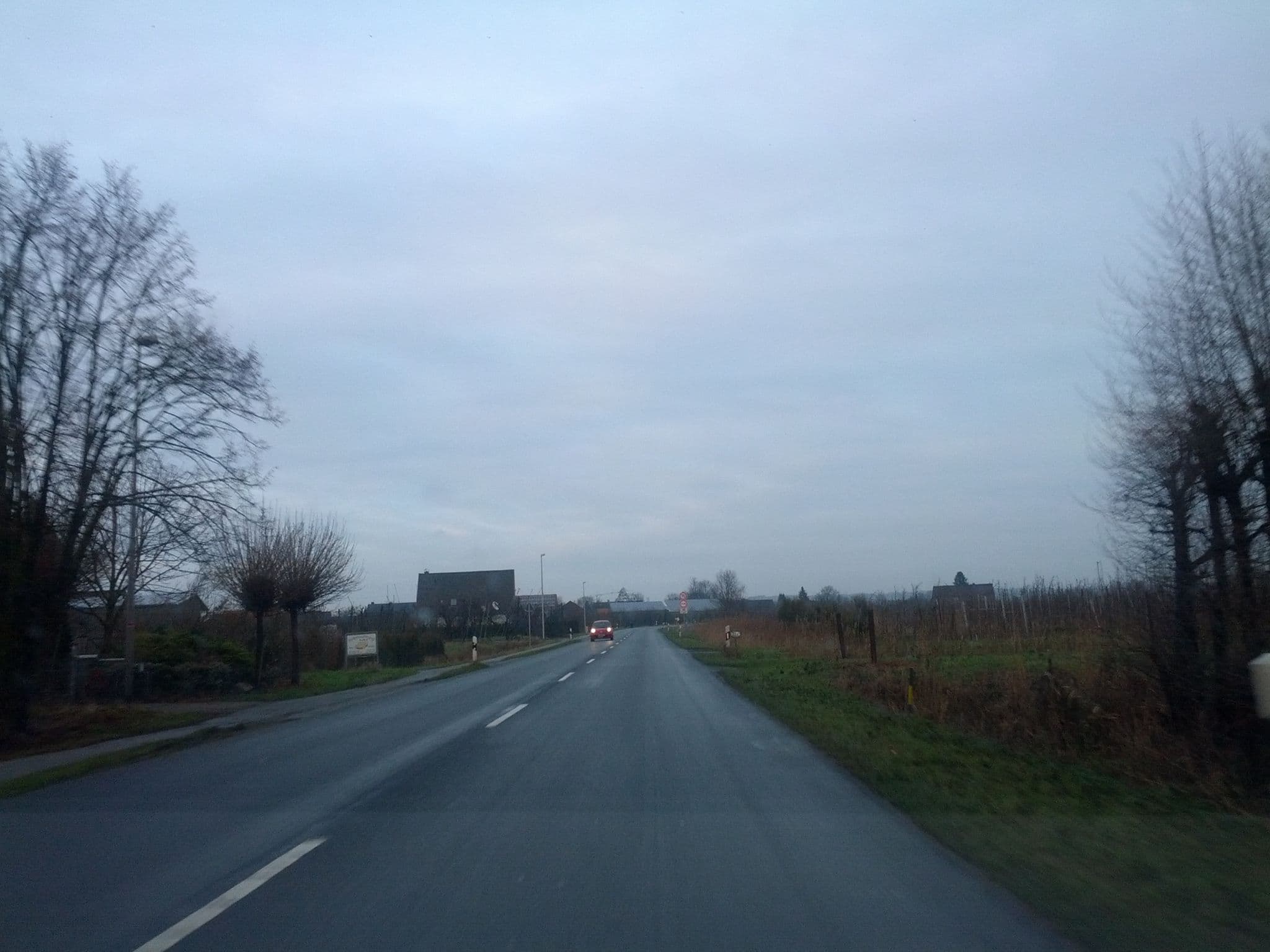 Street view near Heinz Meyer, Jork — © zoegglmeyr (CC BY-SA · Mapillary)