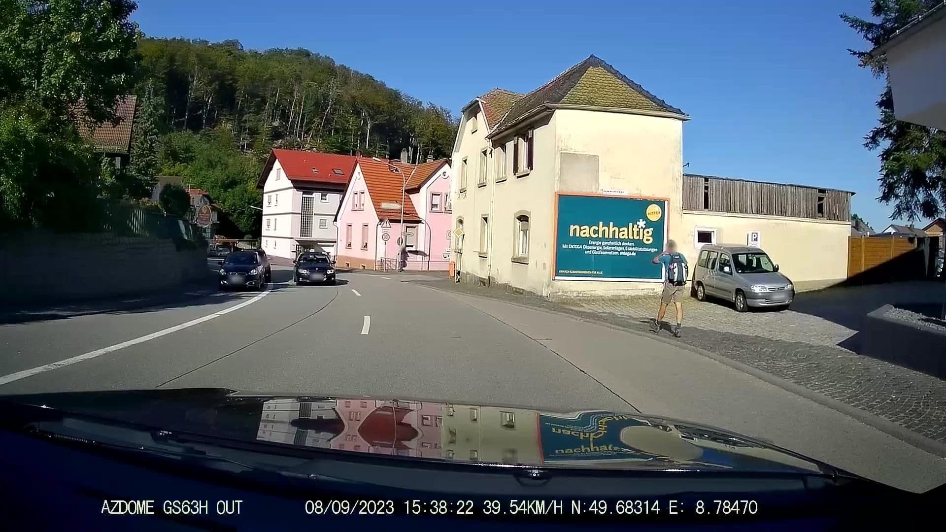 Street view near Landgasthof Waldschlößchen, Lindenfels — © greenger (CC BY-SA · Mapillary)
