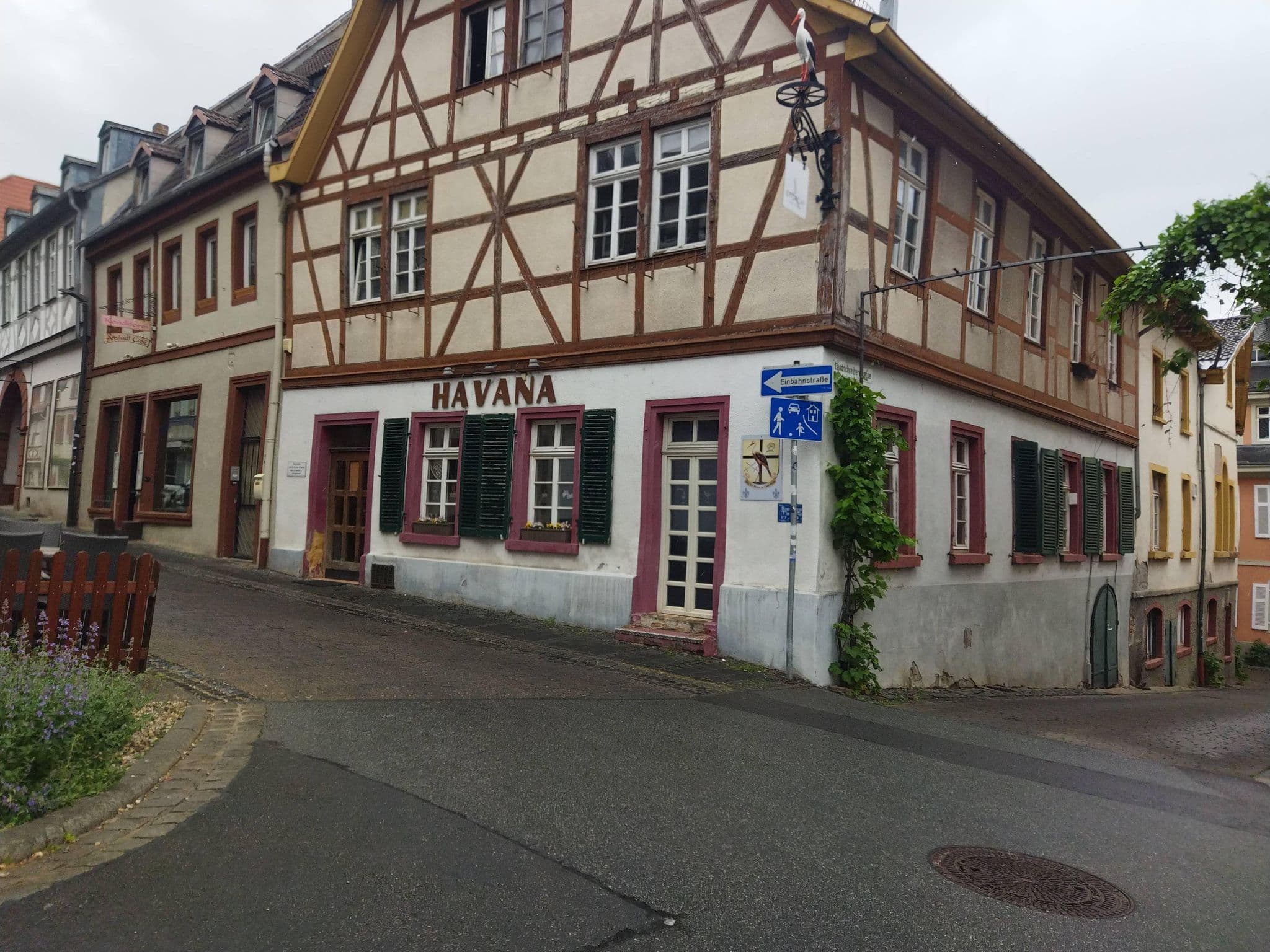 Street view near Merian-Hotel, Oppenheim — © changchun1 (CC BY-SA · Mapillary)