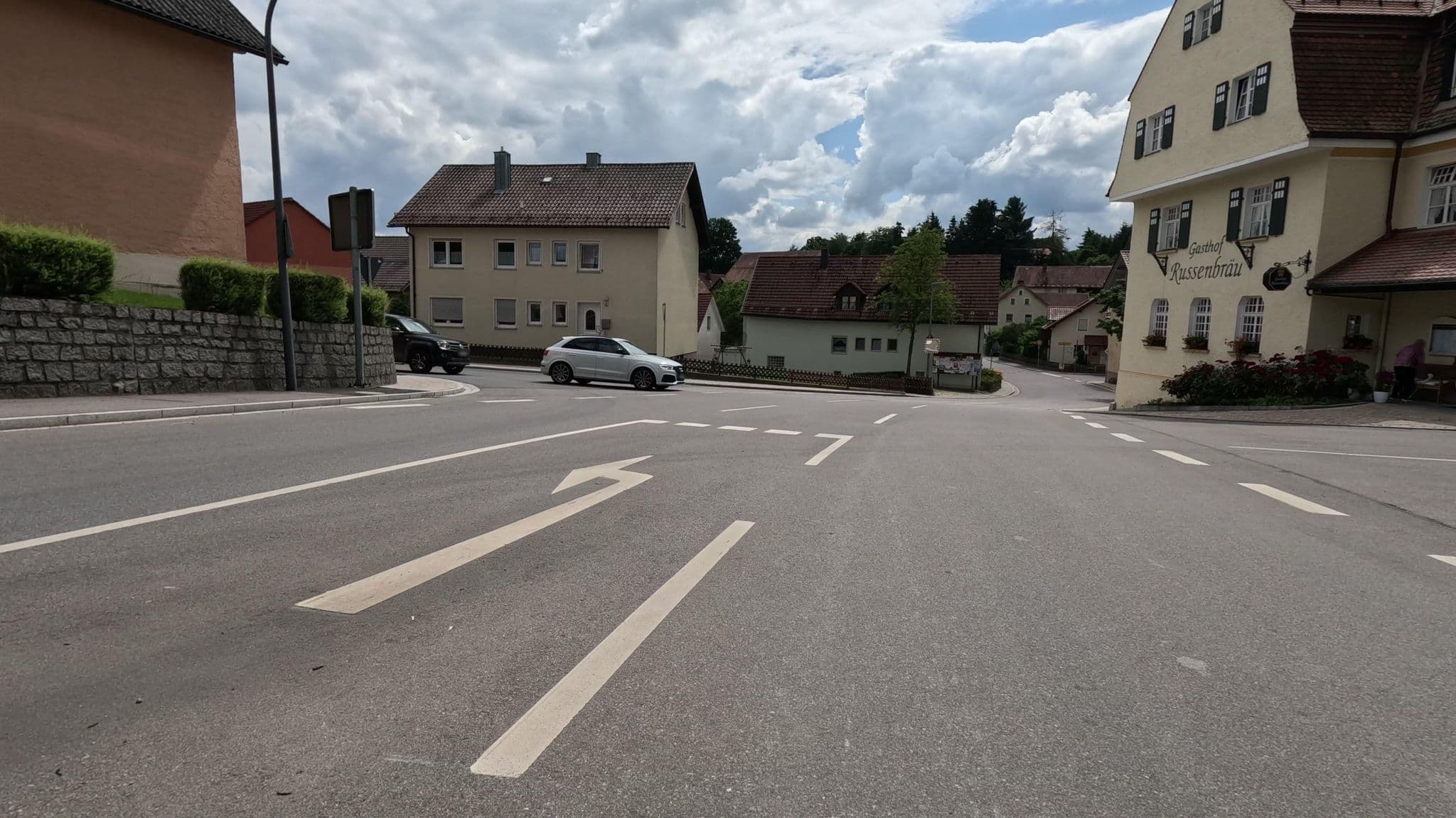 Street view near Russenbräu, Treffelstein — © rnissl (CC BY-SA · Mapillary)