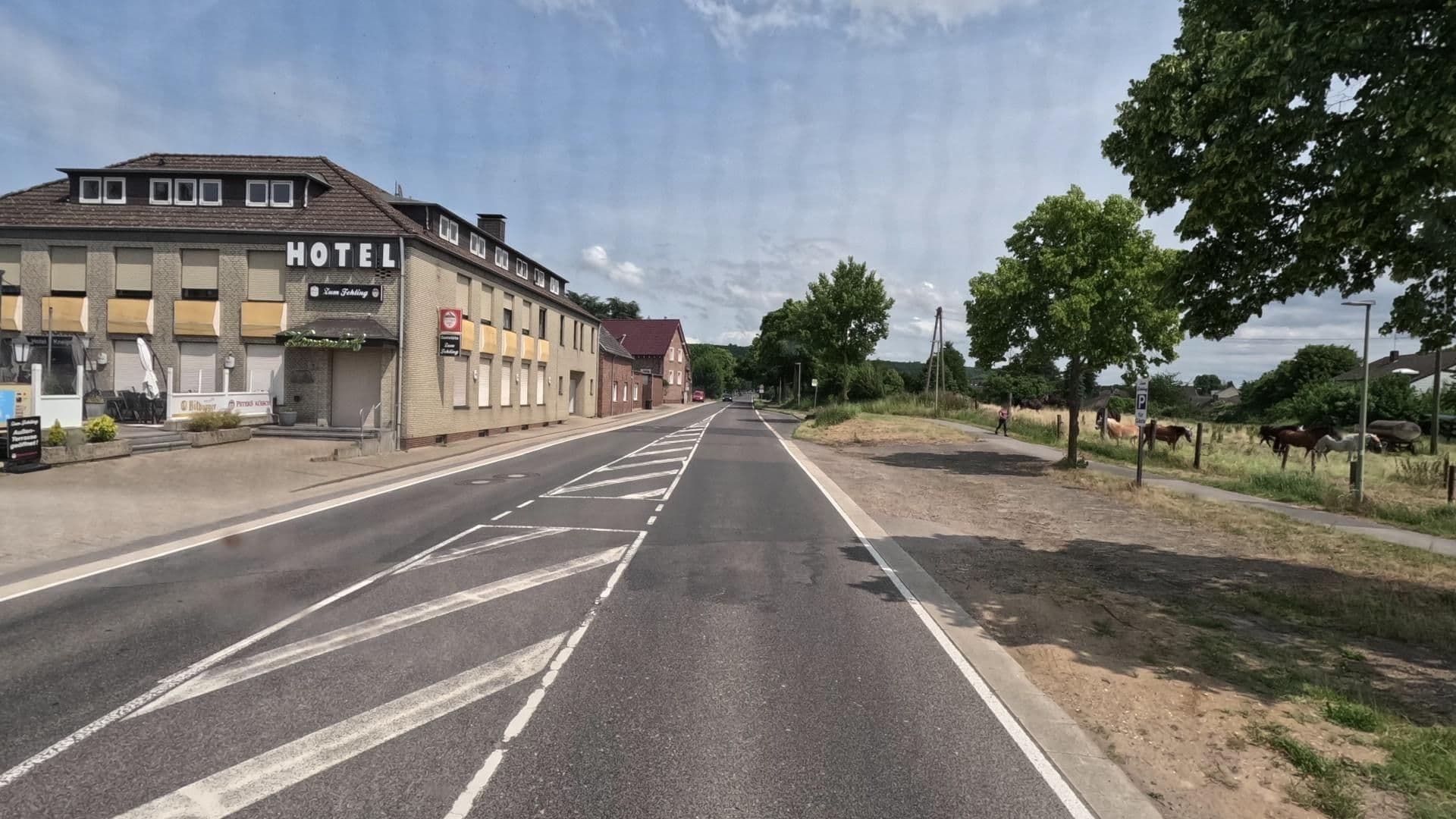 Street view near Zum Fehling, Jülich — © bct (CC BY-SA · Mapillary)