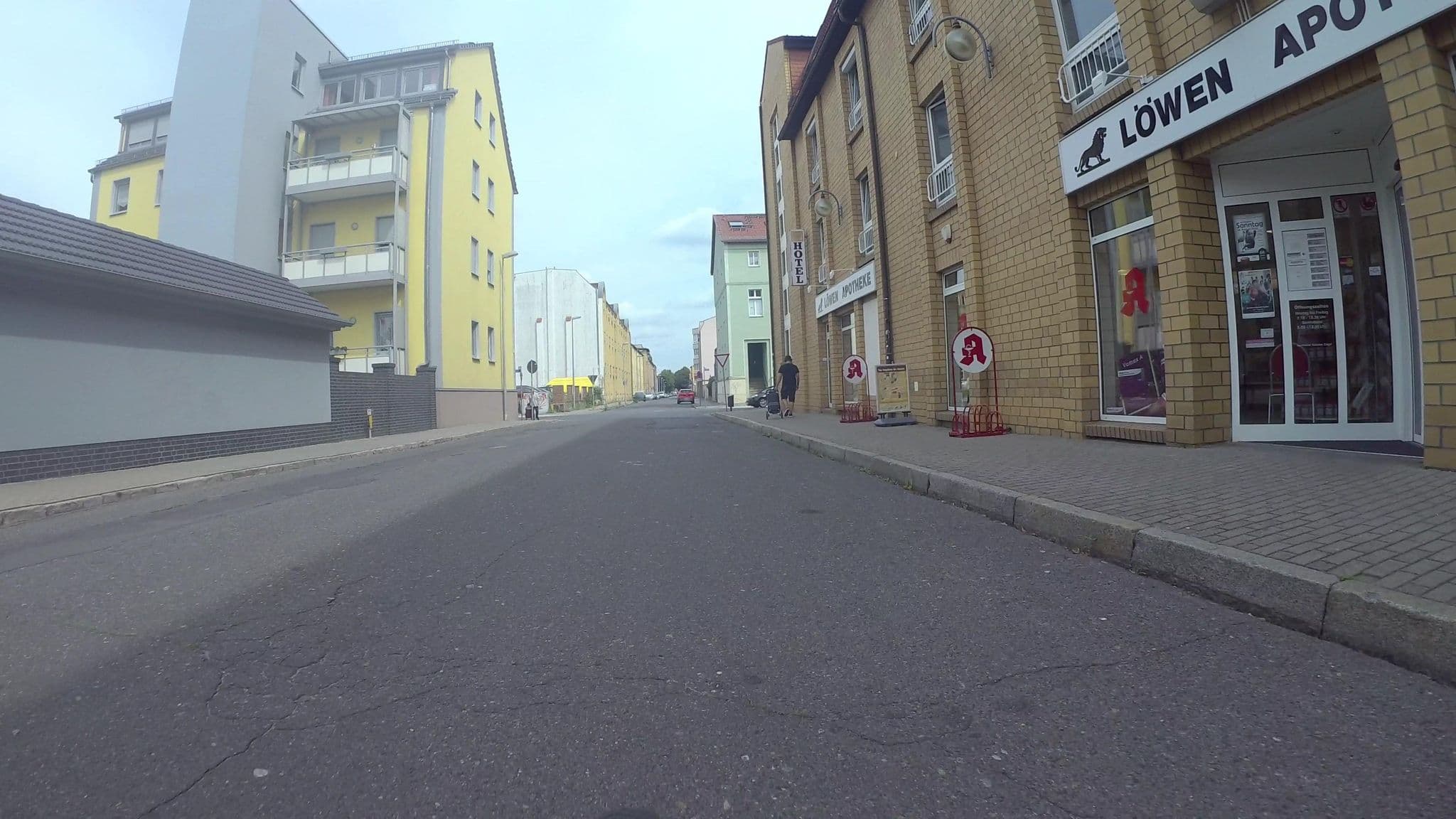 Street view near Märkischer Hof, Luckenwalde — © britiger (CC BY-SA · Mapillary)