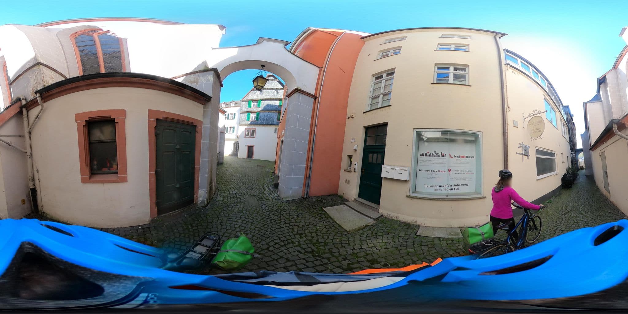 Street view near Hotel Binz, Bernkastel-Kues — © Mobilitaetswerk (CC BY-SA · Mapillary)