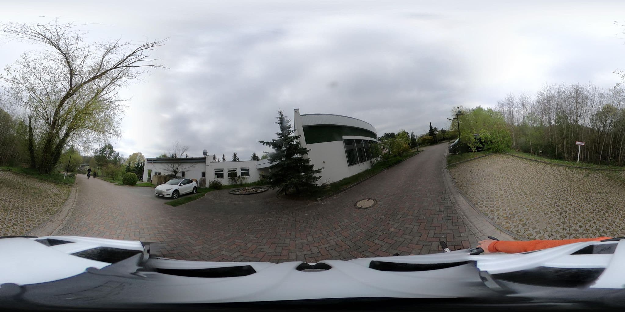 Street view near Seehotel Luisenhof, Briesen — © Oderradler (CC BY-SA · Mapillary)