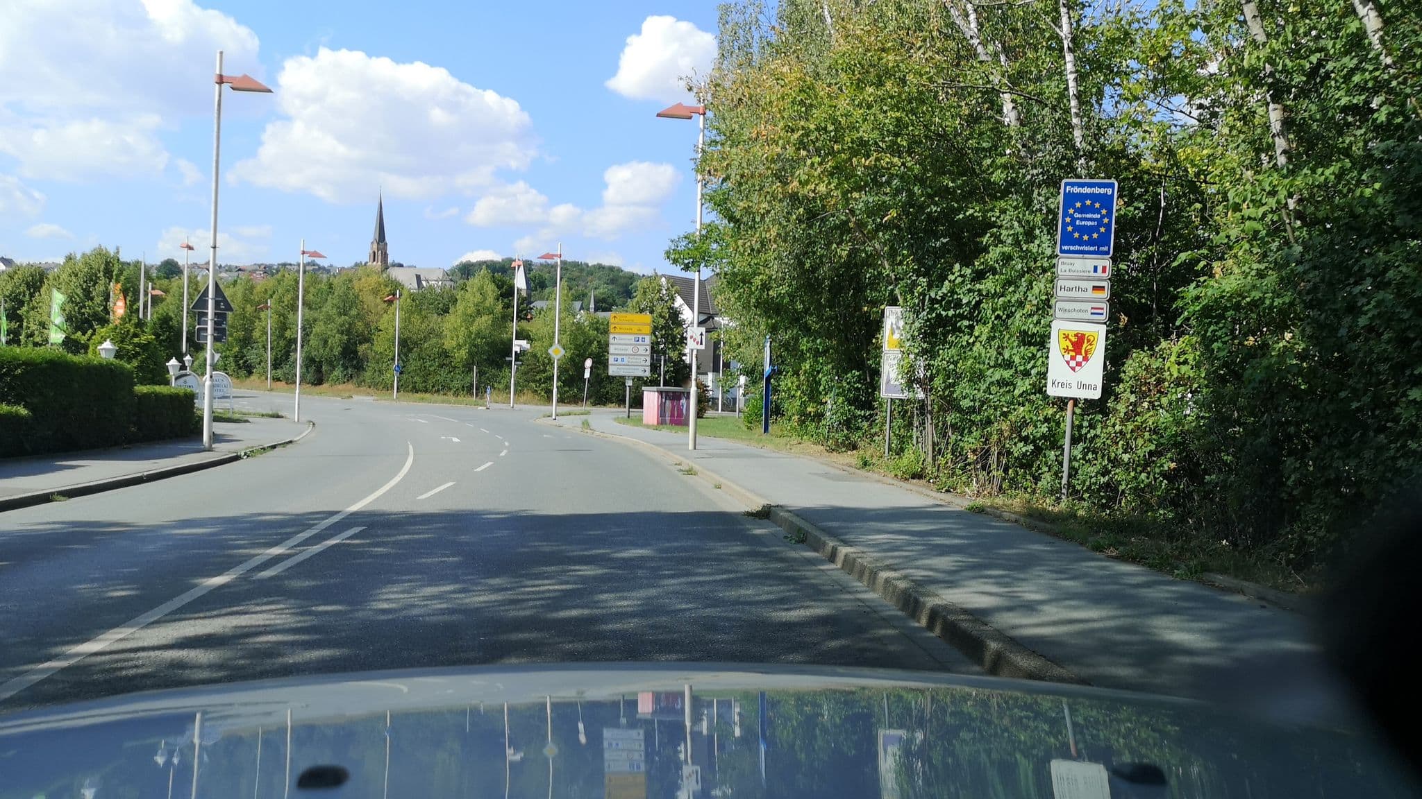 Street view near Haus Ruhrbrücke, Fröndenberg — © cuspis (CC BY-SA · Mapillary)