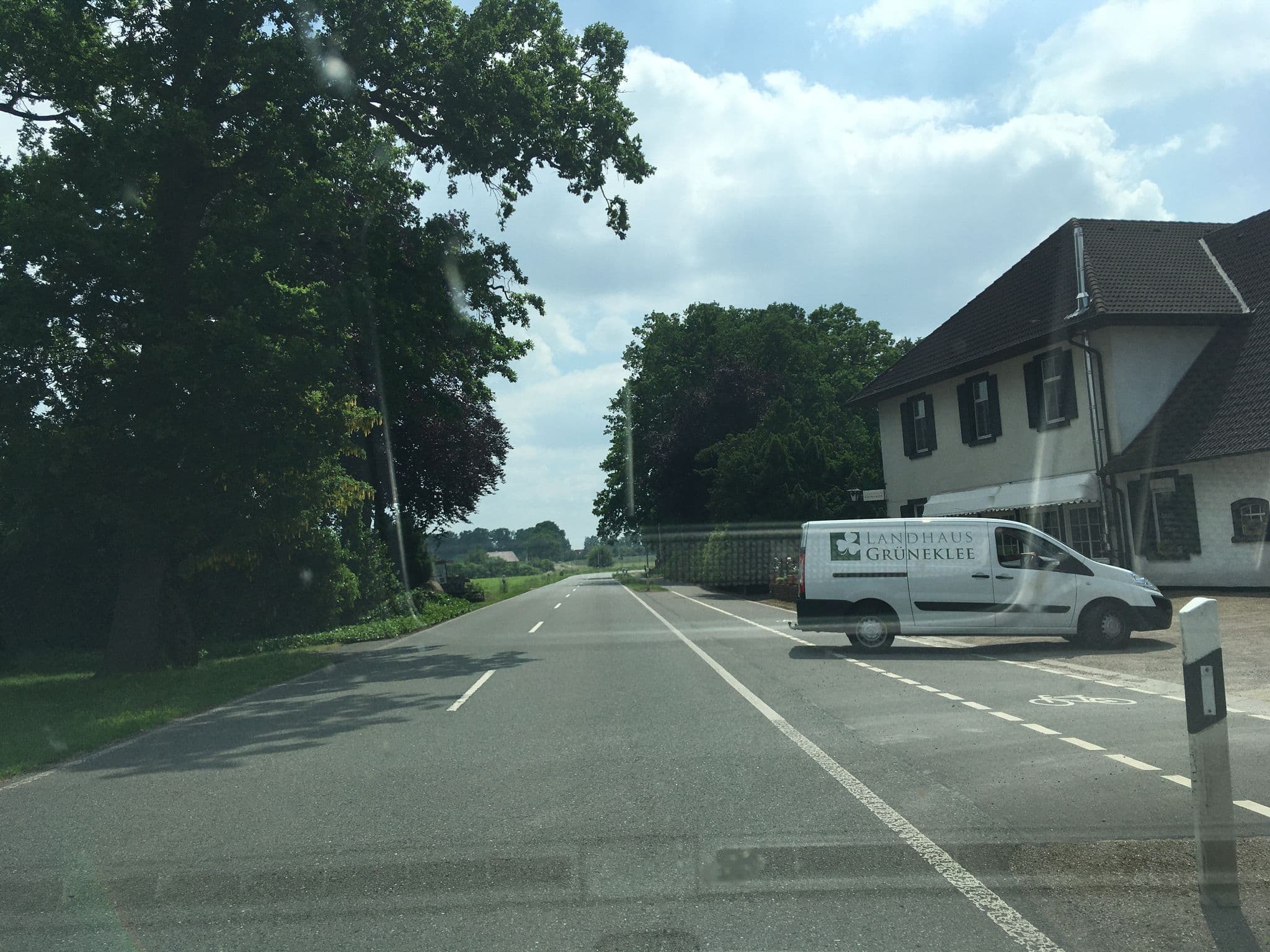 Street view near Landhaus Grüneklee, Borken — © gdm (CC BY-SA · Mapillary)
