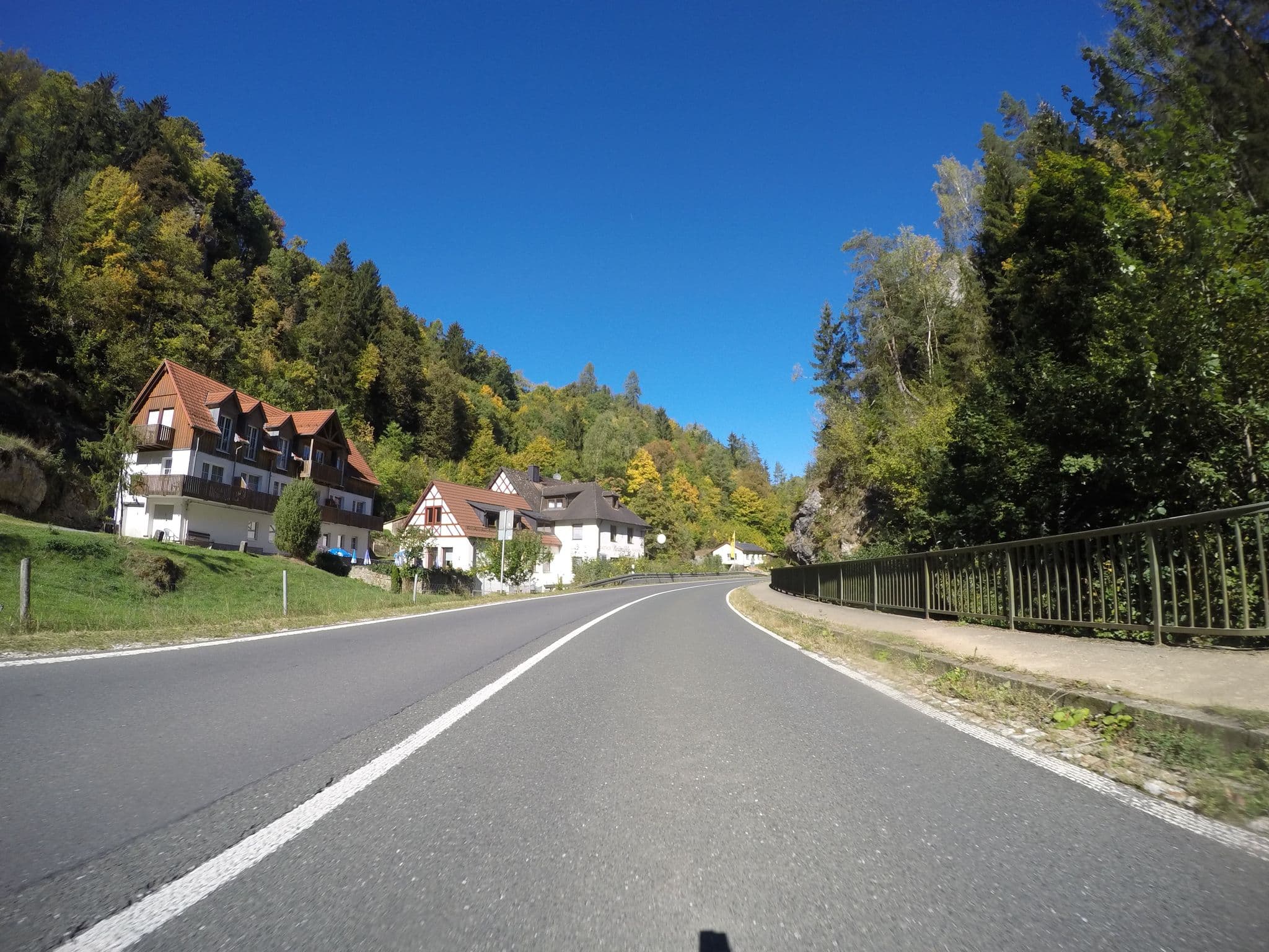 Street view near Gasthof und Pension Neumühle, Waischenfeld — © barentz (CC BY-SA · Mapillary)