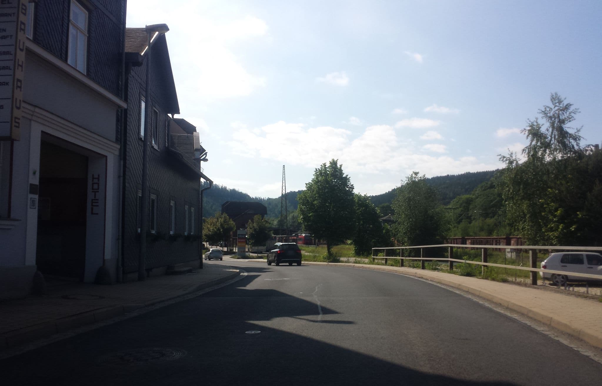 Street view near Bauhaushotel - Haus des Volkes, Probstzella — © wegavision (CC BY-SA · Mapillary)