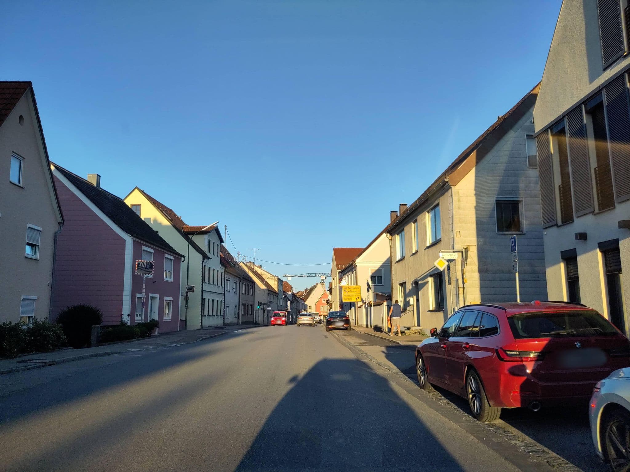 Street view near KH Hotel, Geisenfeld — © Crotaro (CC BY-SA · Mapillary)