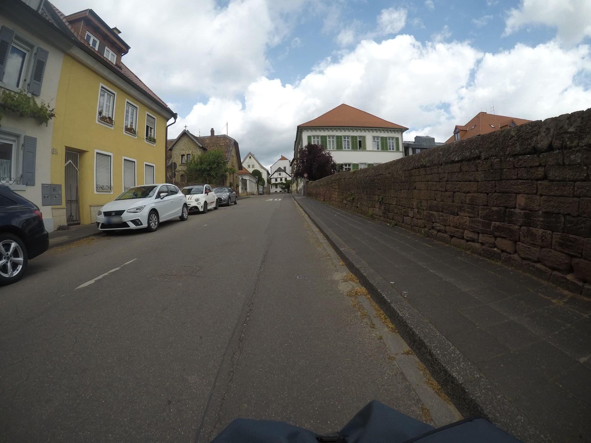 Street view near Pension Zur Sonne, Wachenheim — © mfa (CC BY-SA · Mapillary)