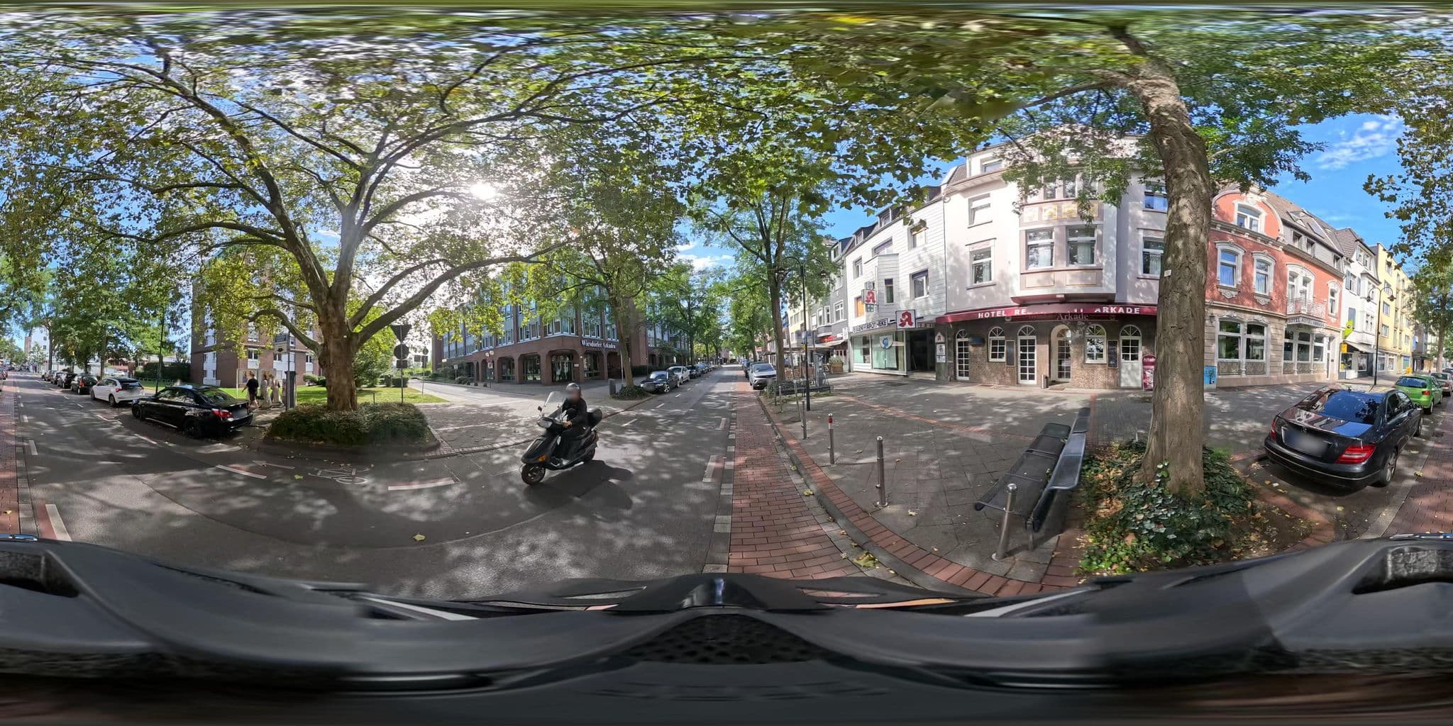 Street view near Arkade, Leverkusen — © popball (CC BY-SA · Mapillary)