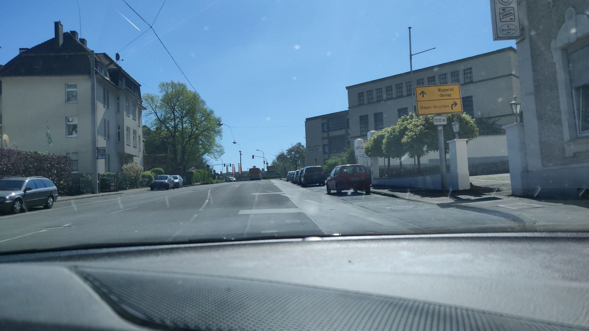 Street view near Hotel Alte Fabrik, Mettmann — © mighty_eighty (CC BY-SA · Mapillary)