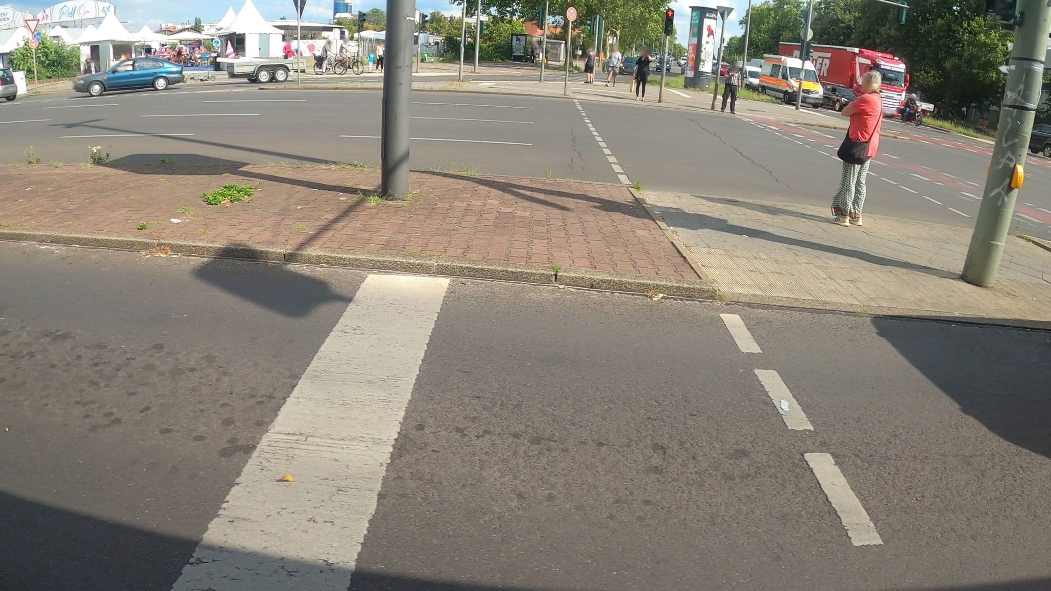 Street view near Hotel Ibis Berlin Spandau, Wilhelmstadt — © macsico (CC BY-SA · Mapillary)